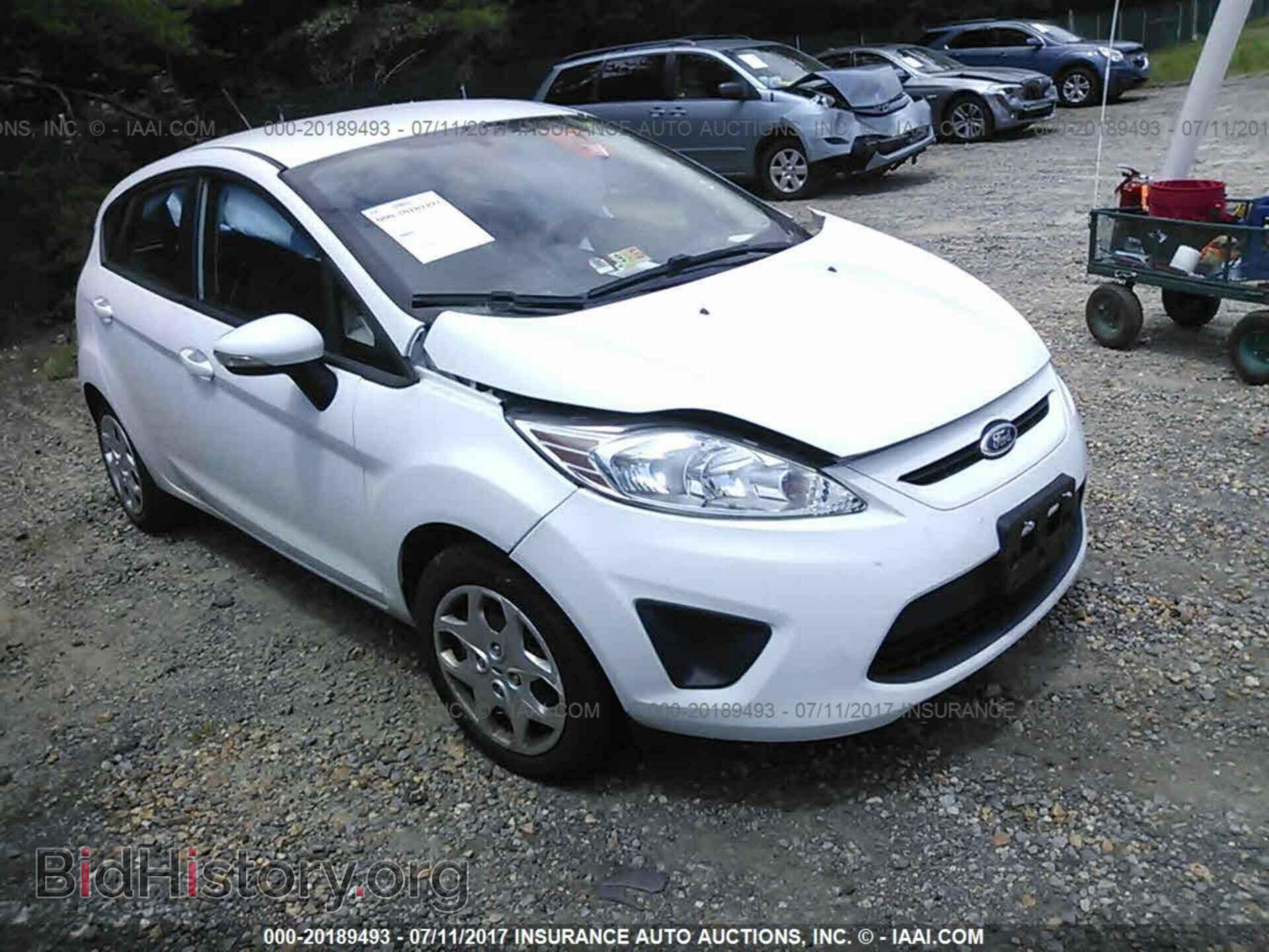Photo 3FADP4EJ9DM186944 - Ford Fiesta 2013