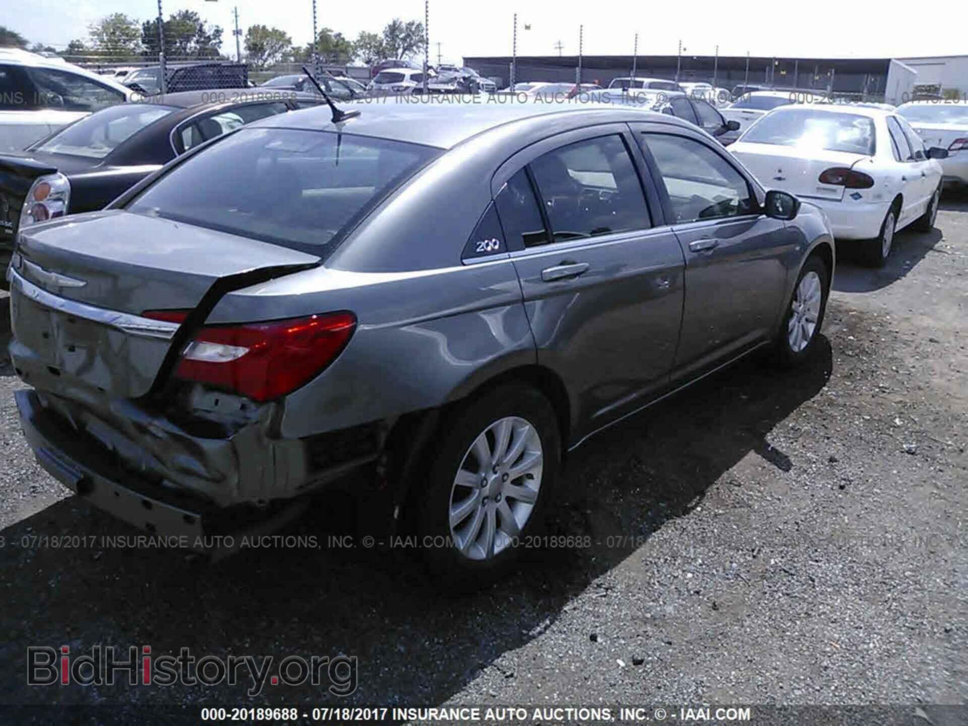 2013 Chrysler 200 - VIN: 1C3CCBBB2DN684920 - Фото 4