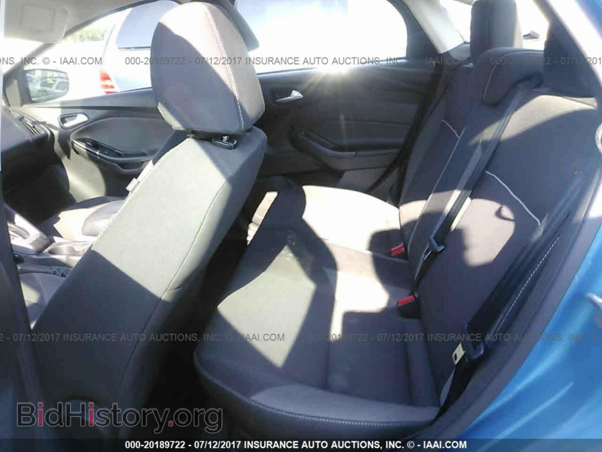 2012 Ford Focus - VIN: 1FAHP3F21CL414275 - Photo 8