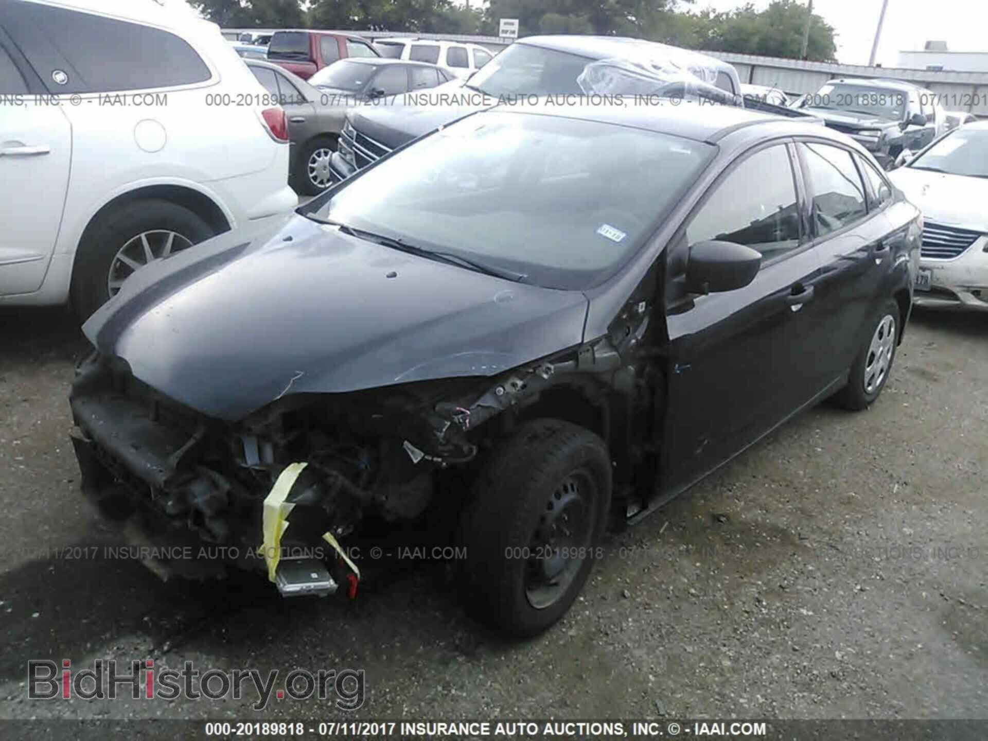 2013 Ford Focus - VIN: 1FADP3E25DL170244 - Photo 2