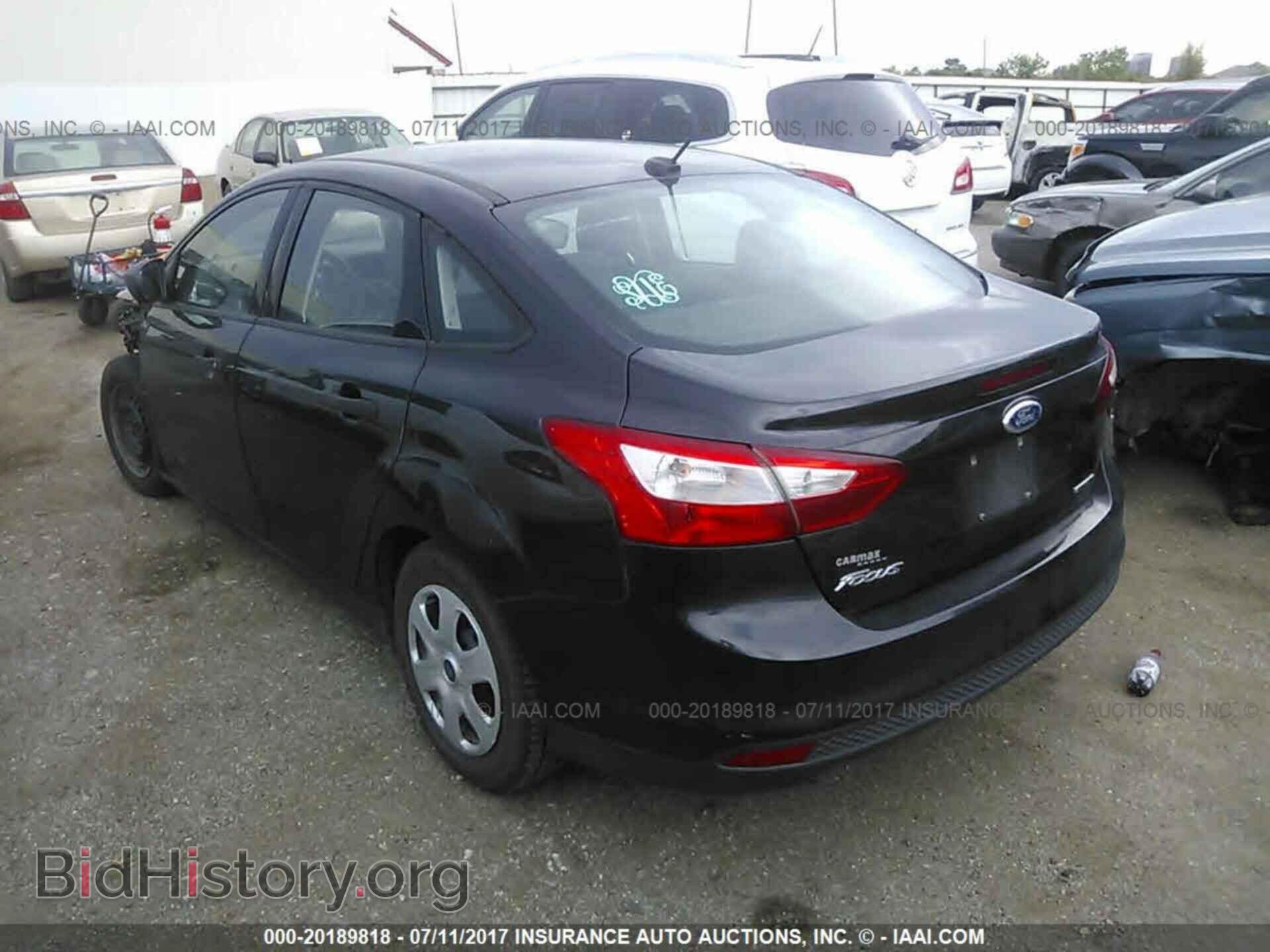 2013 Ford Focus - VIN: 1FADP3E25DL170244 - Photo 3