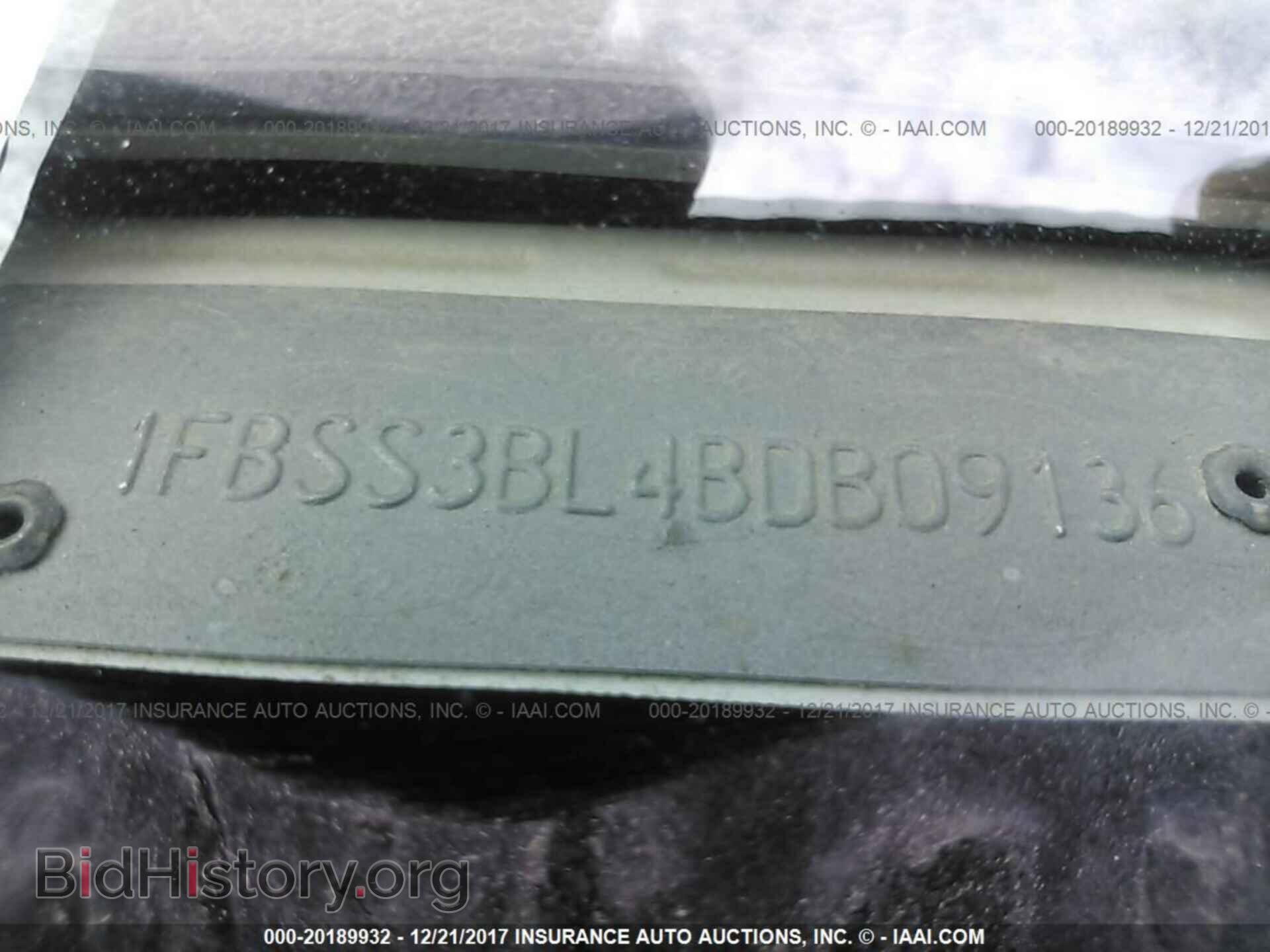 2011 Ford Econoline - VIN: 1FBSS3BL4BDB09136 - Фото 9