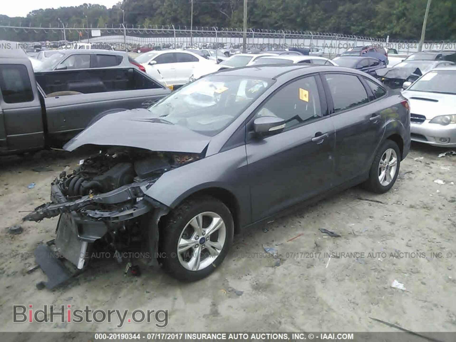 2013 Ford Focus - VIN: 1FADP3F29DL203051 - Photo 2
