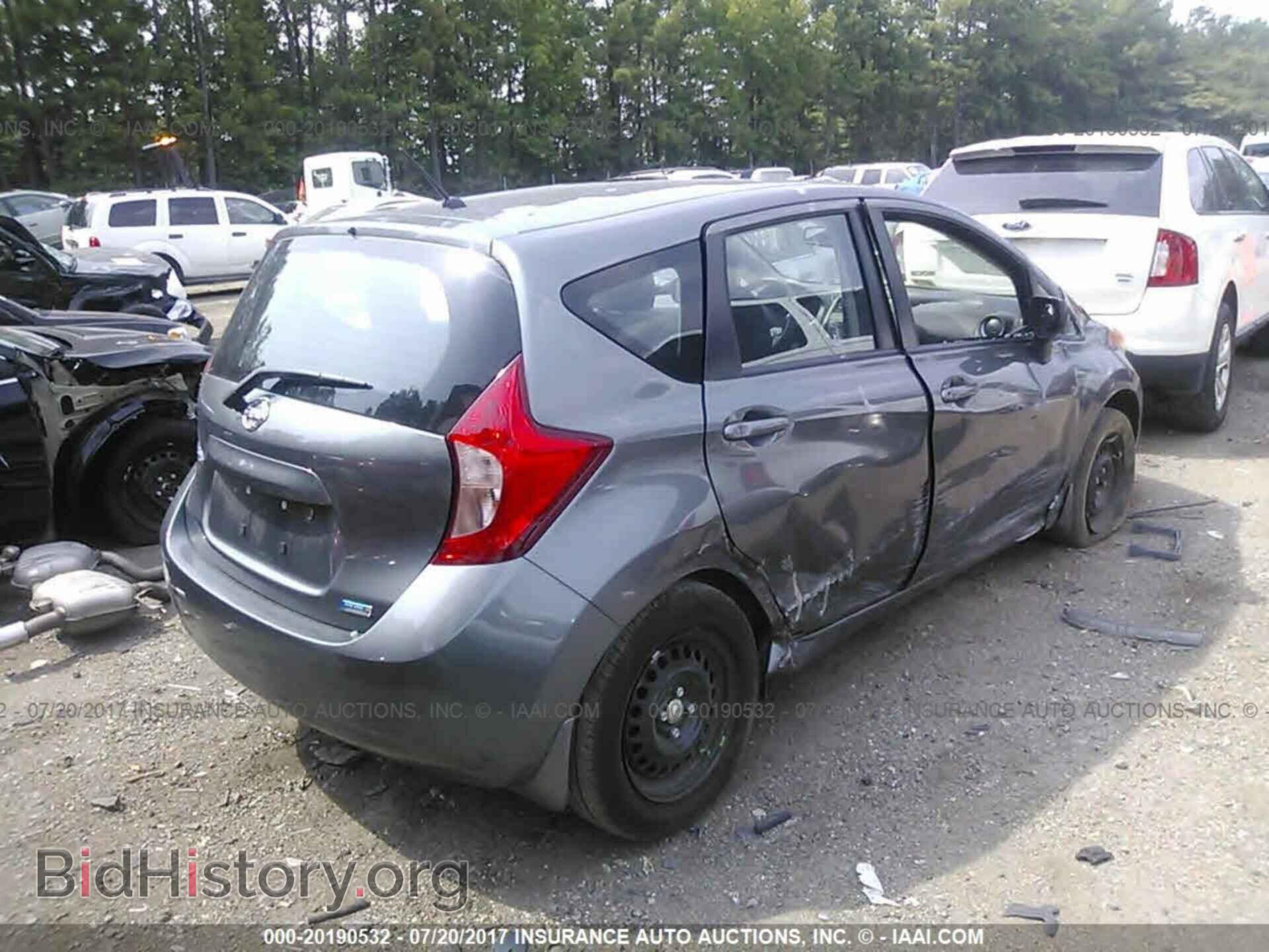 2016 Nissan Versa note - VIN: 3N1CE2CP3GL376887 - Фото 4