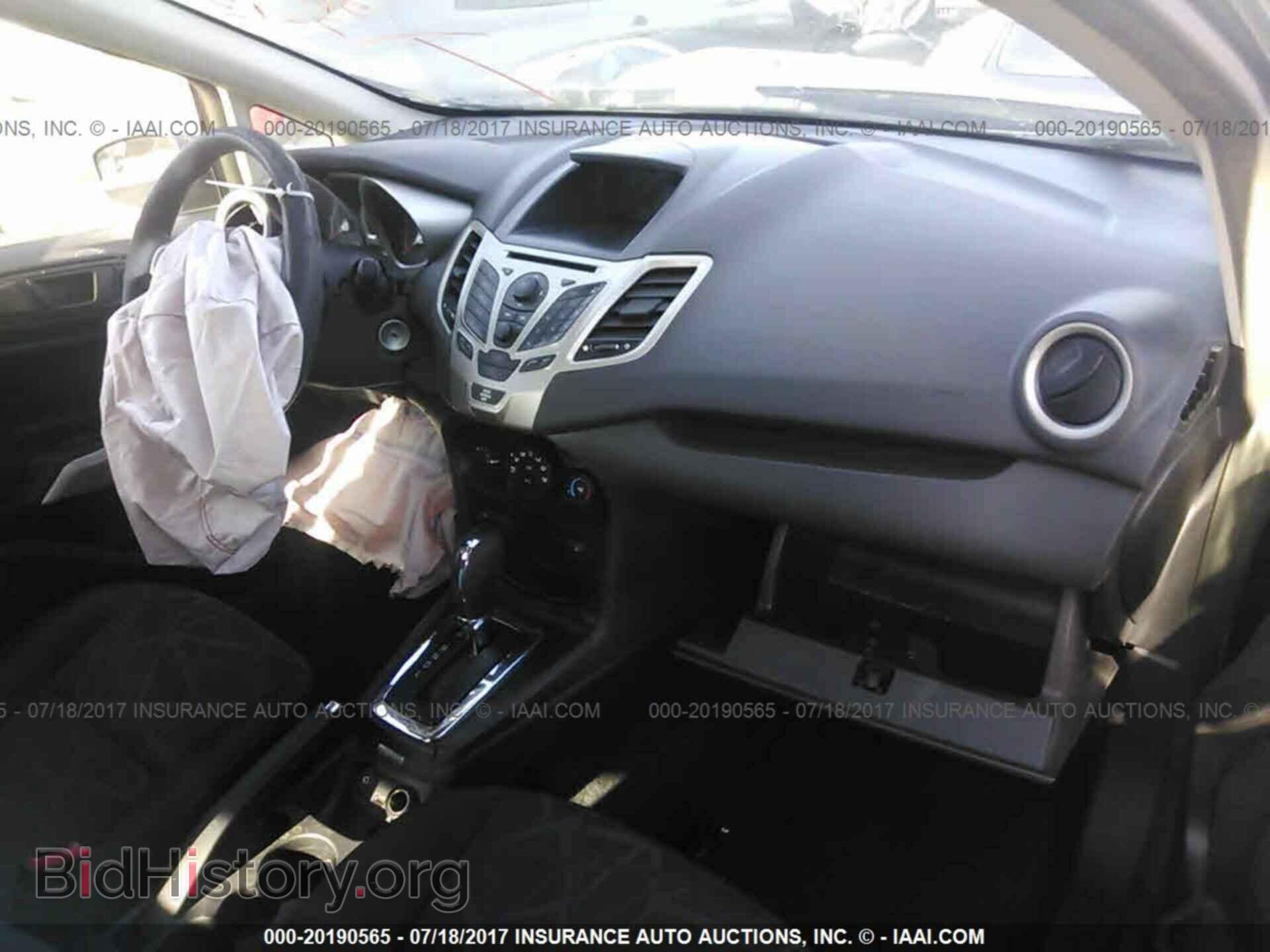 2011 Ford Fiesta - VIN: 3FADP4EJ3BM209843 - Фото 5