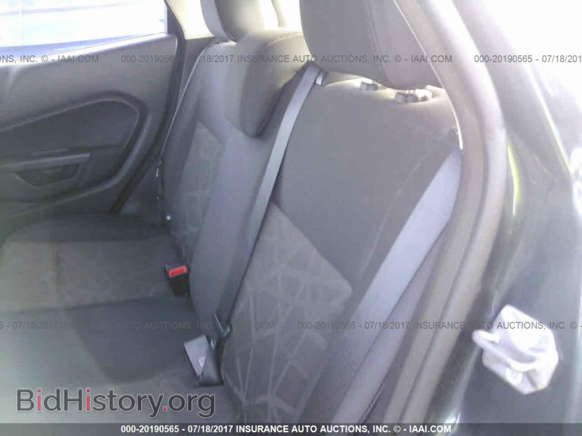 2011 Ford Fiesta - VIN: 3FADP4EJ3BM209843 - Фото 8