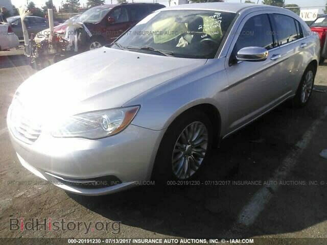 2012 Chrysler 200 - VIN: 1C3CCBCB0CN236429 - Фото 2