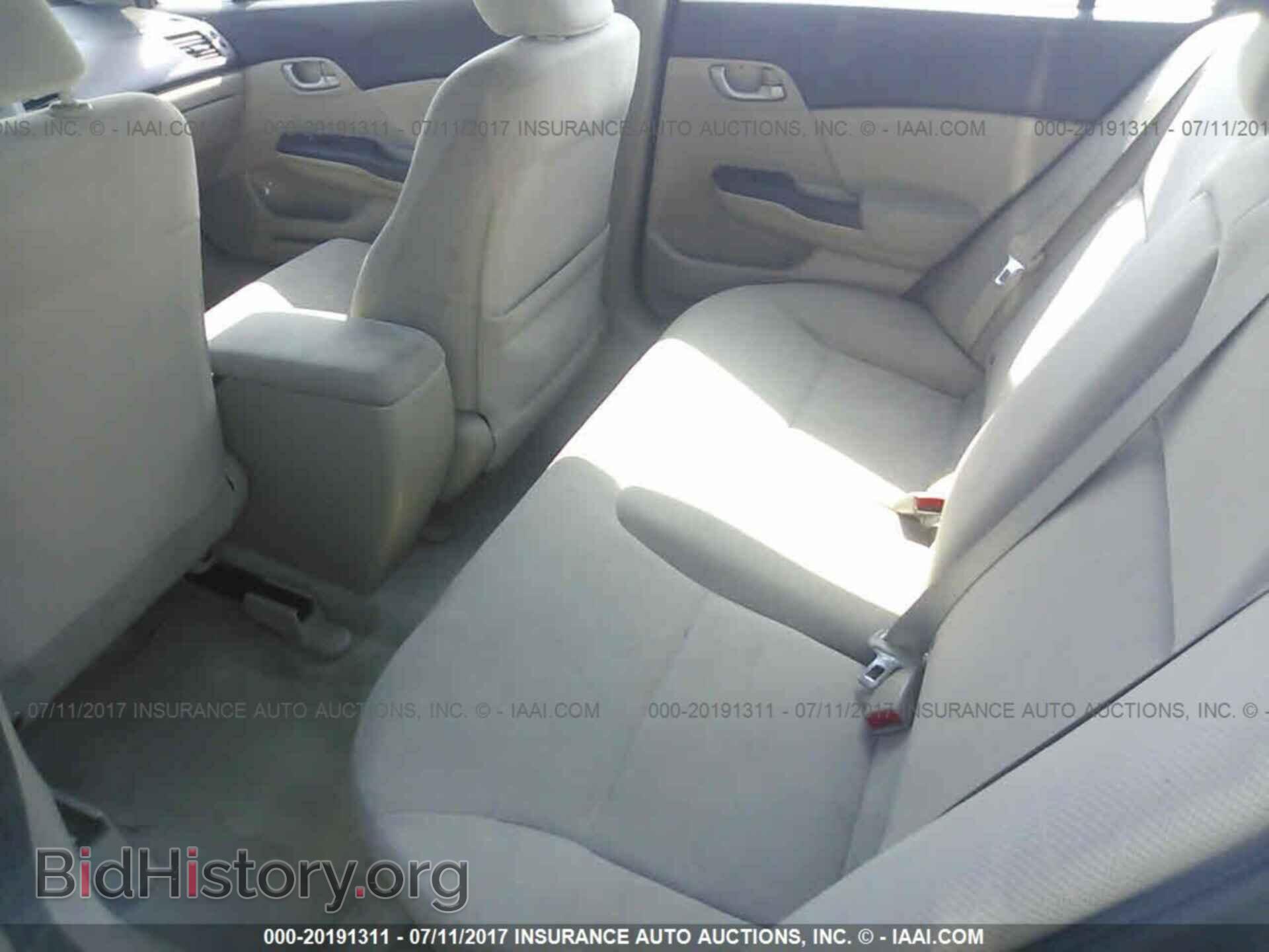 2012 Honda Civic - VIN: 19XFB2F53CE062507 - Photo 8
