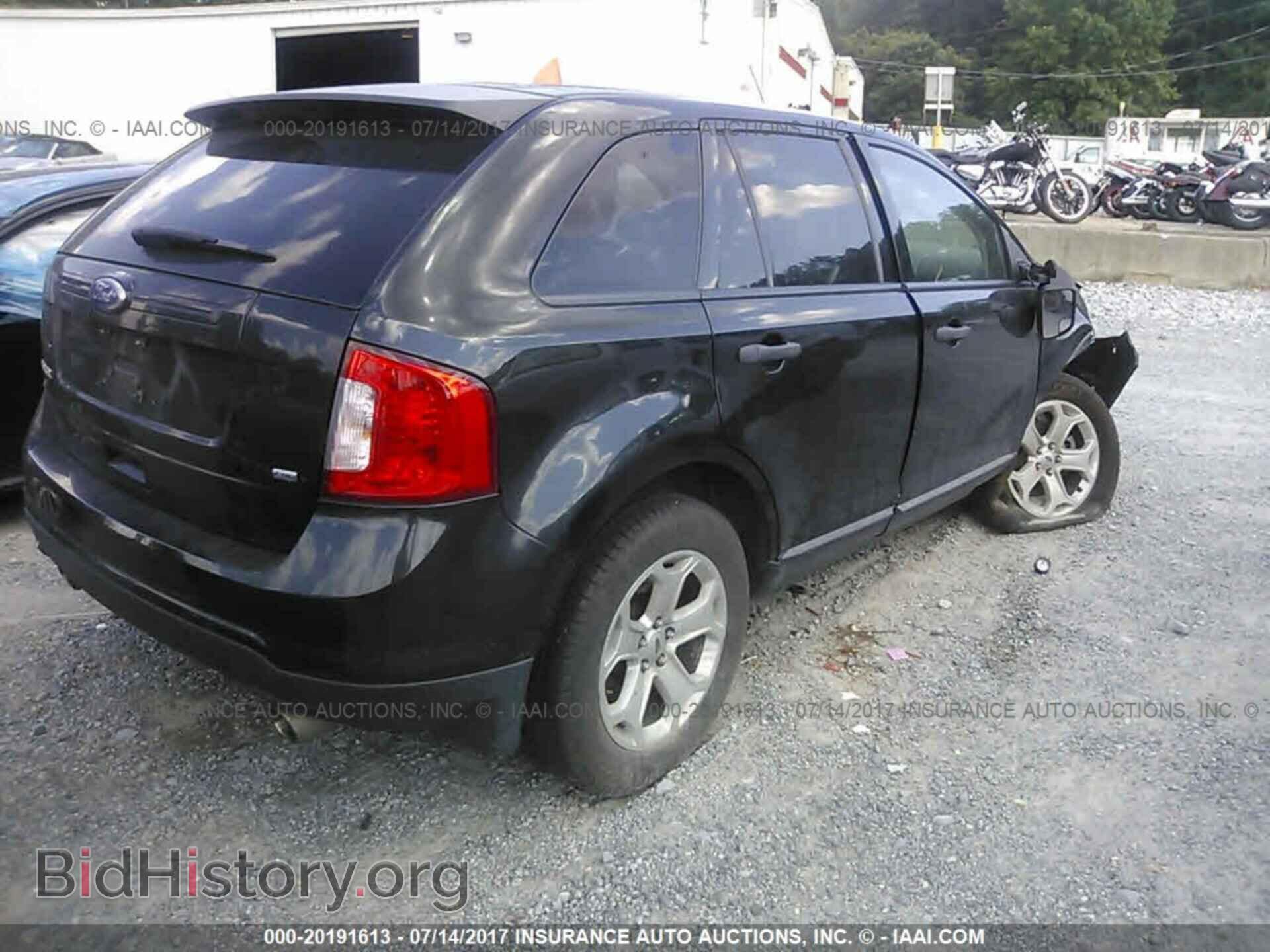 2011 Ford Edge - VIN: 2FMDK4GC2BBB00682 - Photo 4