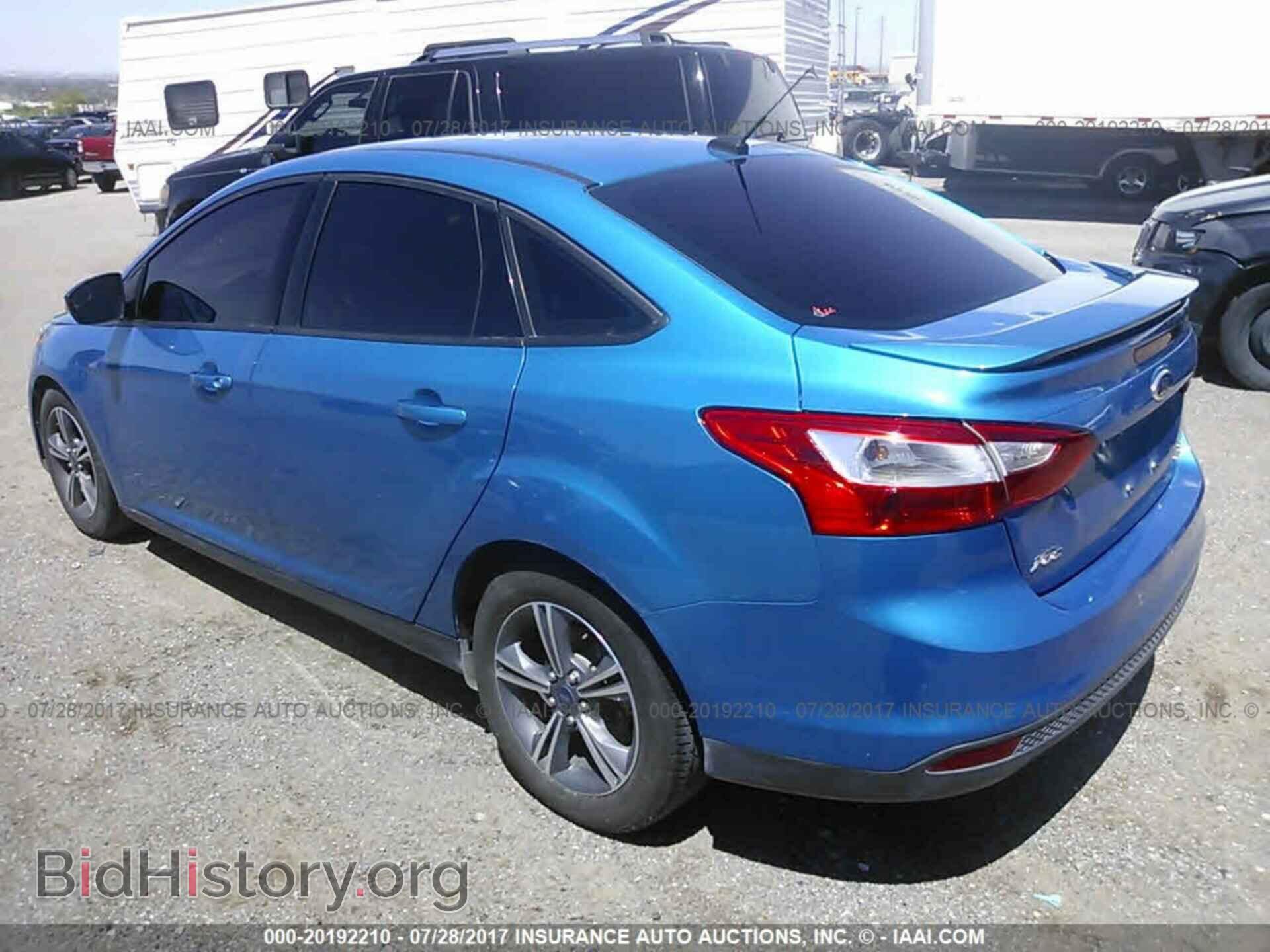 2014 Ford Focus - VIN: 1FADP3F21EL372689 - Фото 3