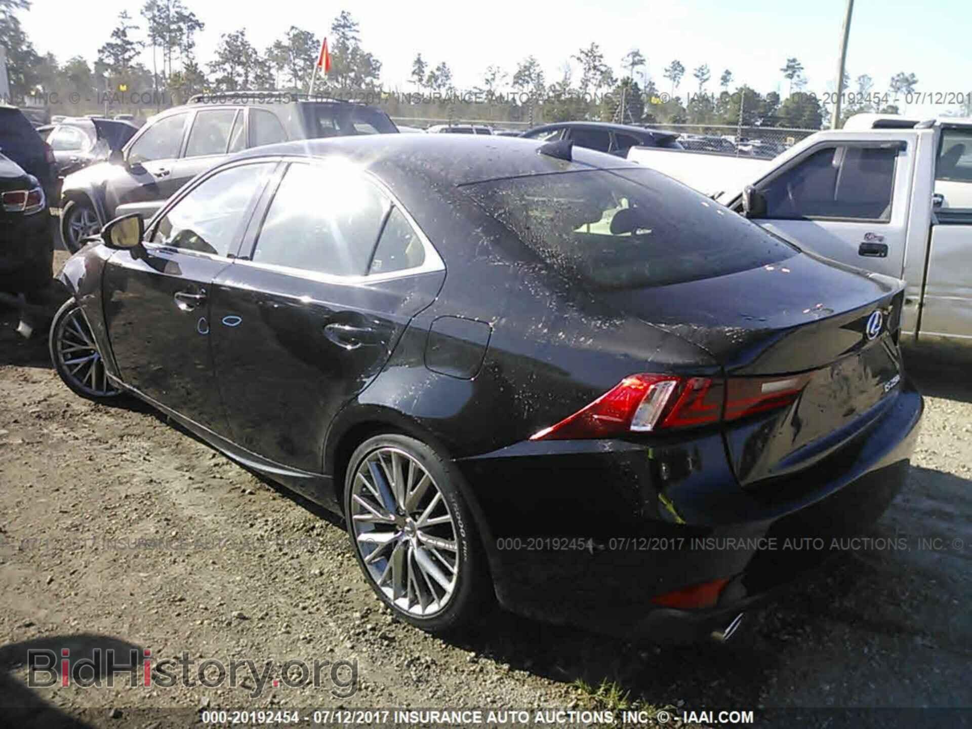 2014 Lexus Is - VIN: JTHBF1D29E5036982 - Photo 3