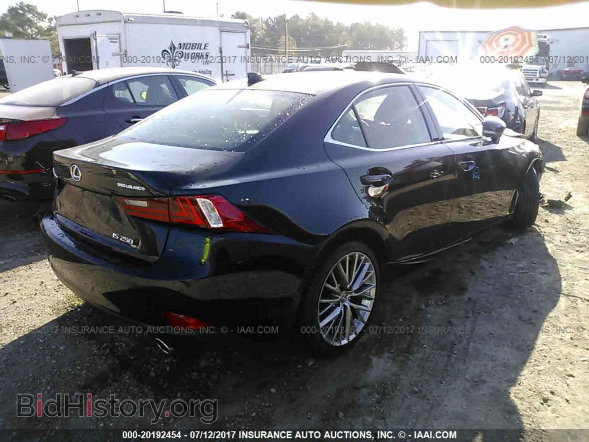 2014 Lexus Is - VIN: JTHBF1D29E5036982 - Photo 4