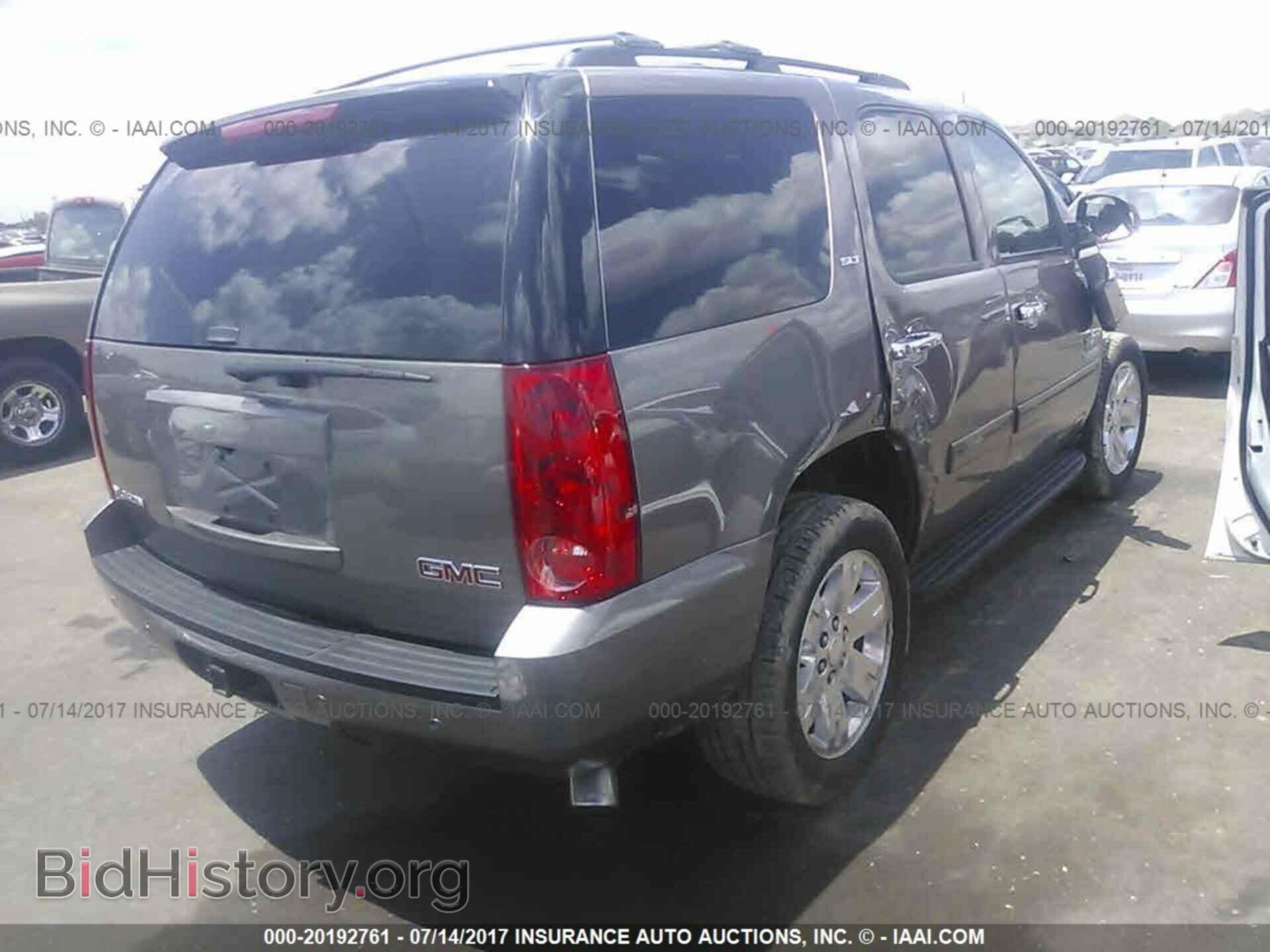 2013 Gmc Yukon - VIN: 1GKS1CE05DR299717 - Фото 4