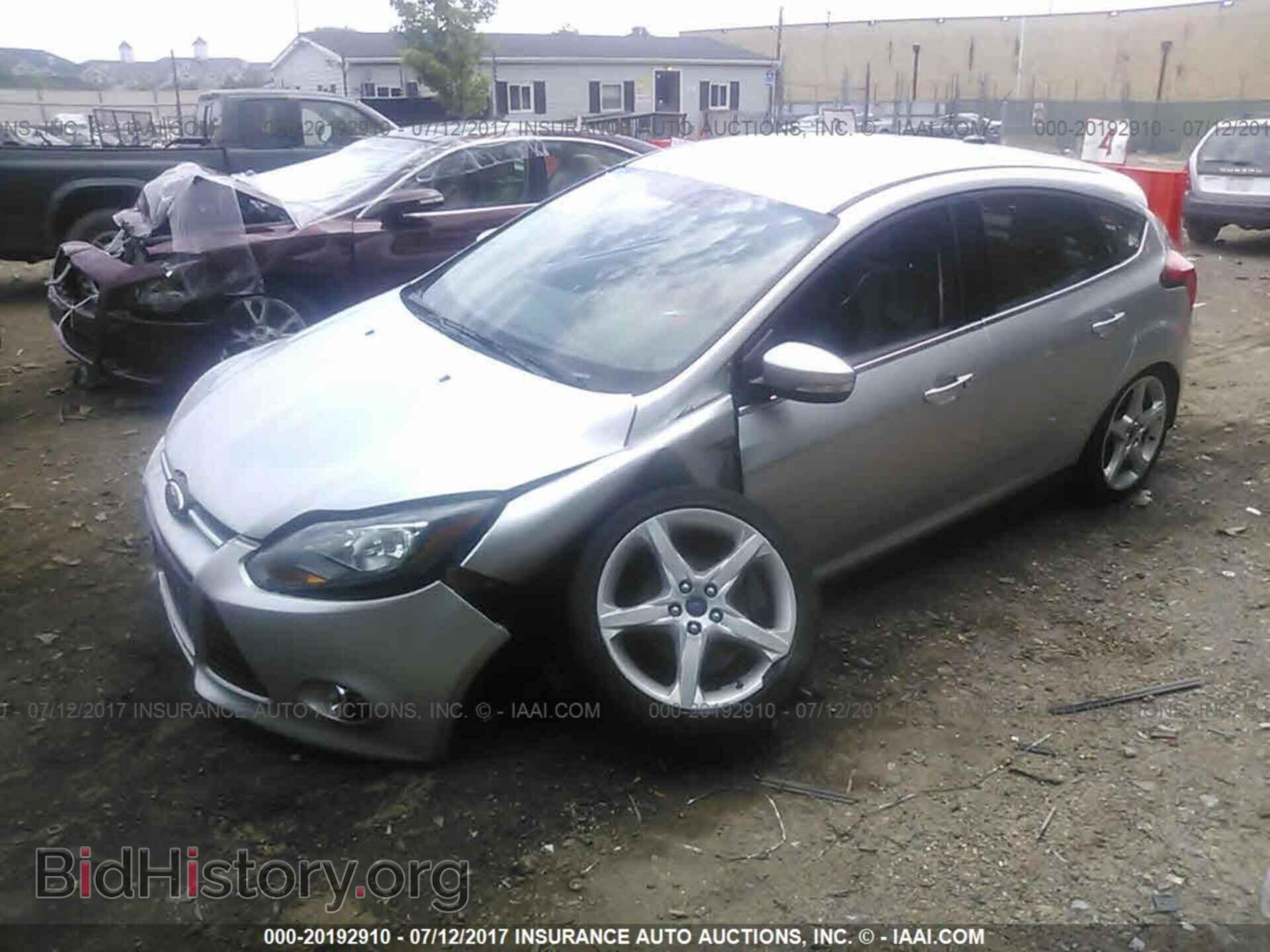 2013 Ford Focus - VIN: 1FADP3N28DL149727 - Фото 2