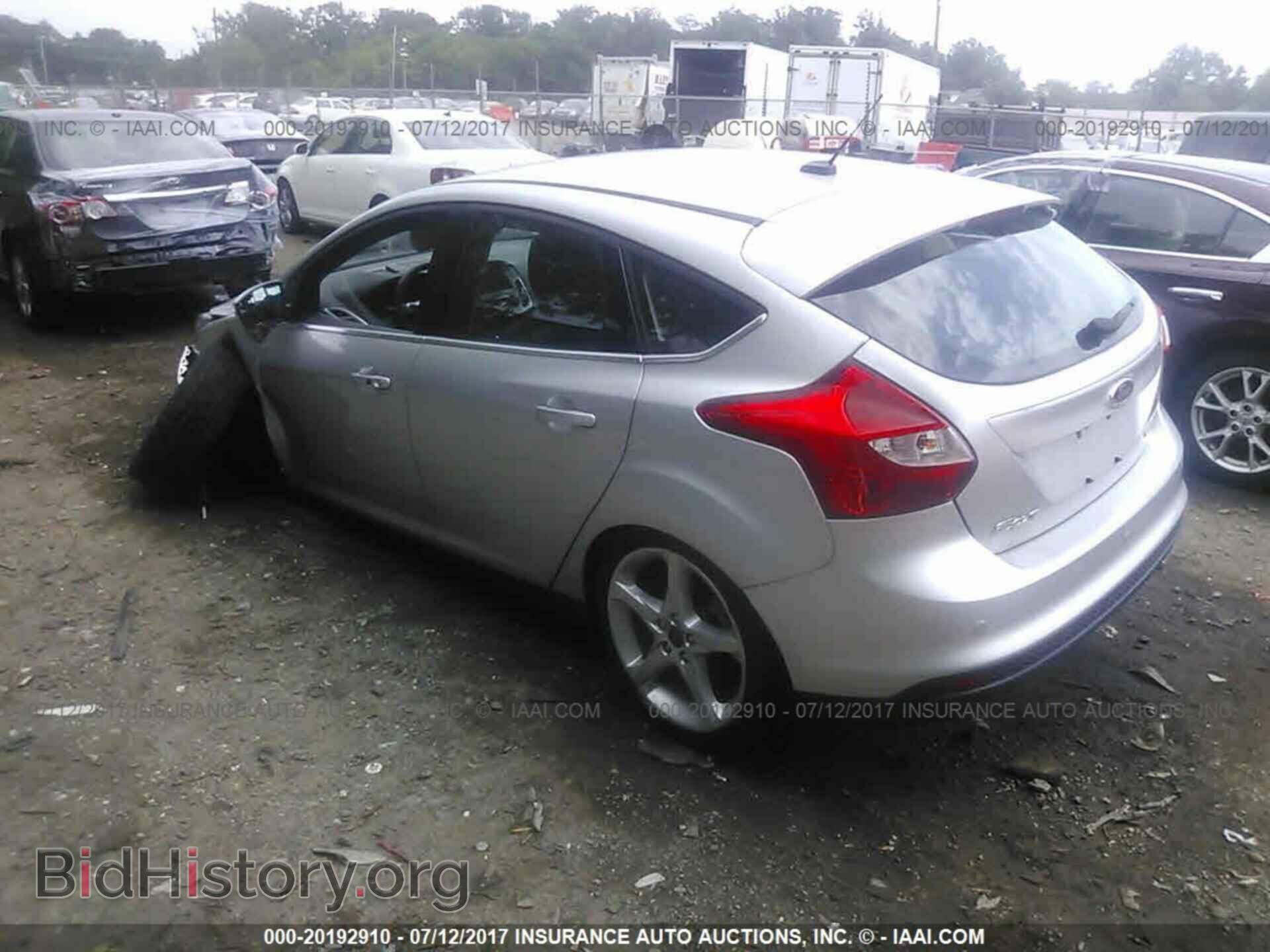 2013 Ford Focus - VIN: 1FADP3N28DL149727 - Фото 3