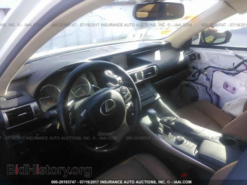2015 Lexus IS (VIN JTHBF1D29F5068722) — фото 5 из 10