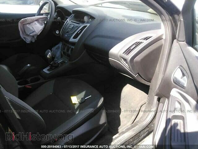 2014 Ford FOCUS (VIN 1FADP3F24EL211205) — фото 5 из 10