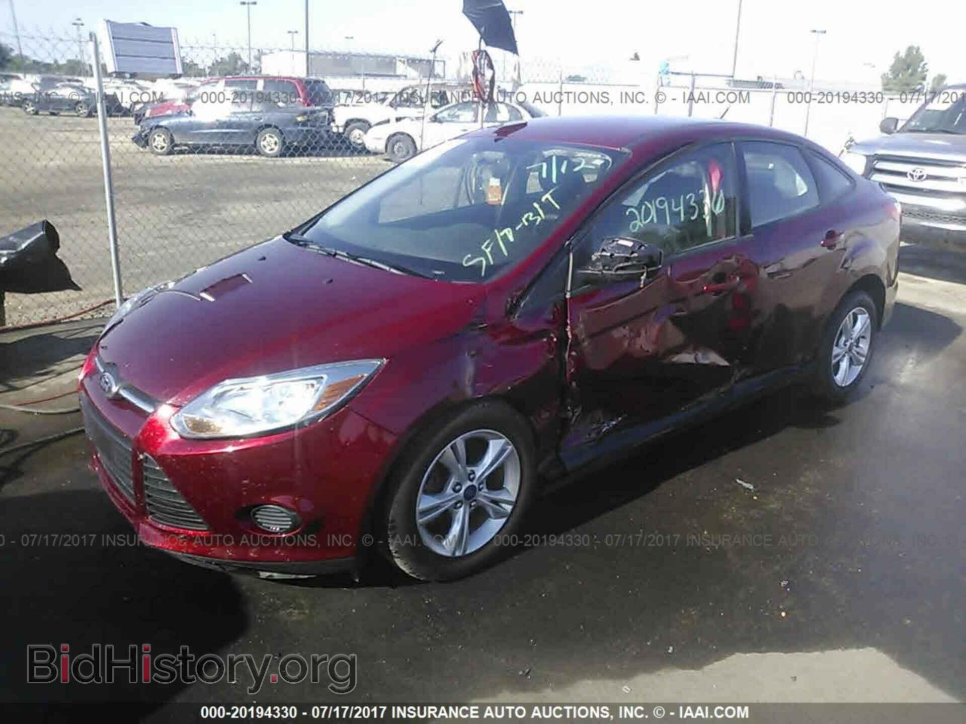 2014 Ford Focus - VIN: 1FADP3F25EL161916 - Фото 2