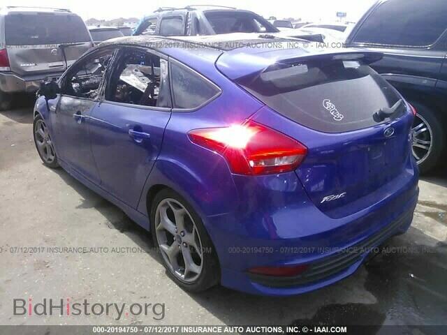2015 Ford Focus - VIN: 1FADP3L95FL261033 - Photo 3
