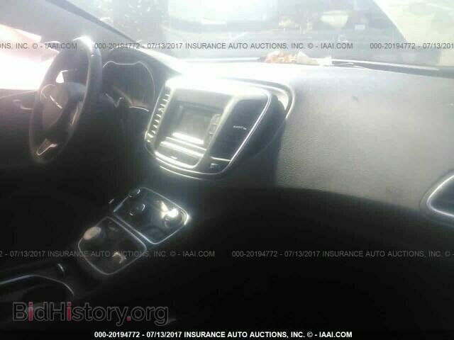2015 Chrysler 200 - VIN: 1C3CCCAB5FN529076 - Photo 5