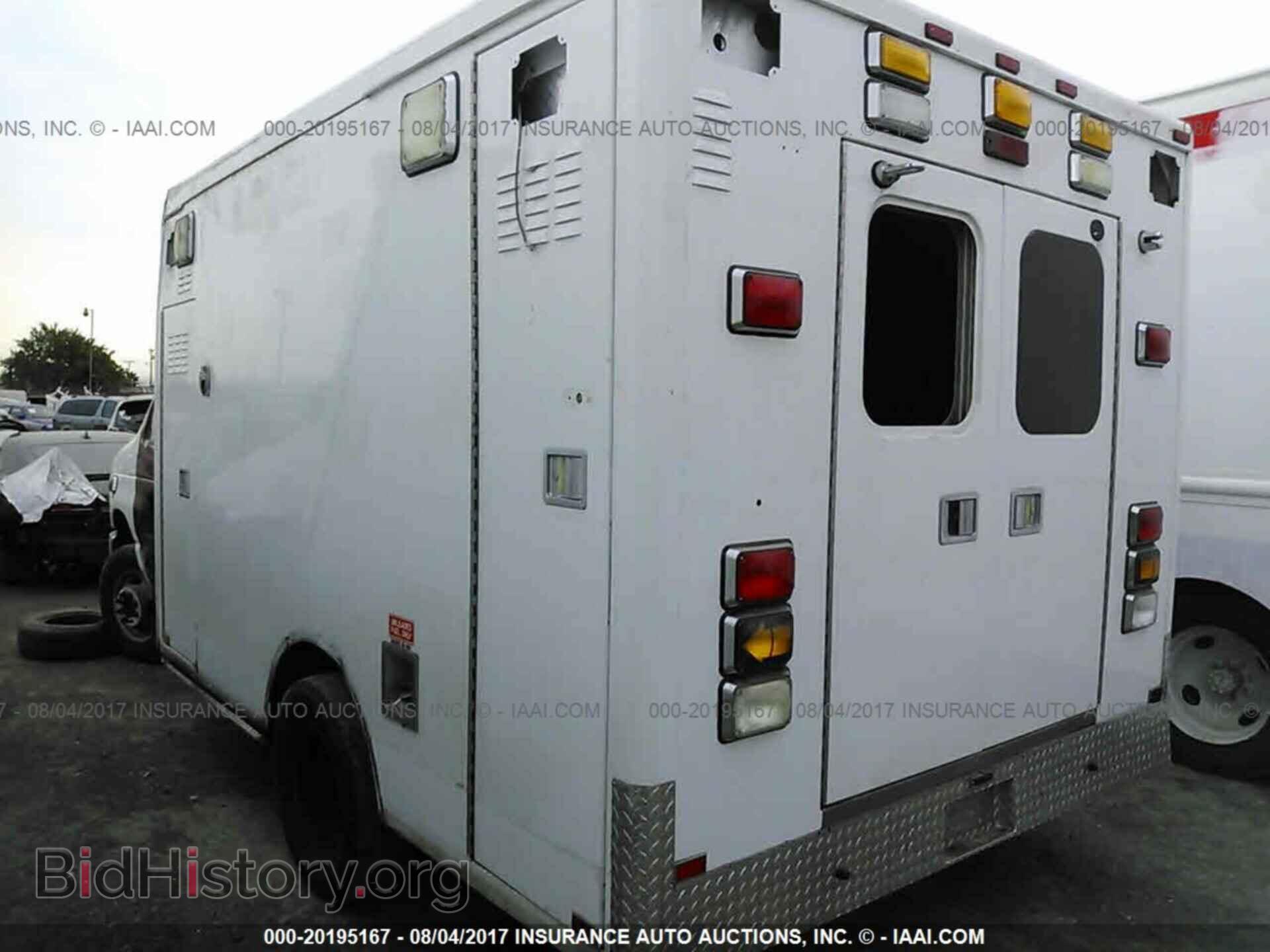 2011 Ford Econoline - VIN: 1FDWE3FS7BDA94648 - Photo 3