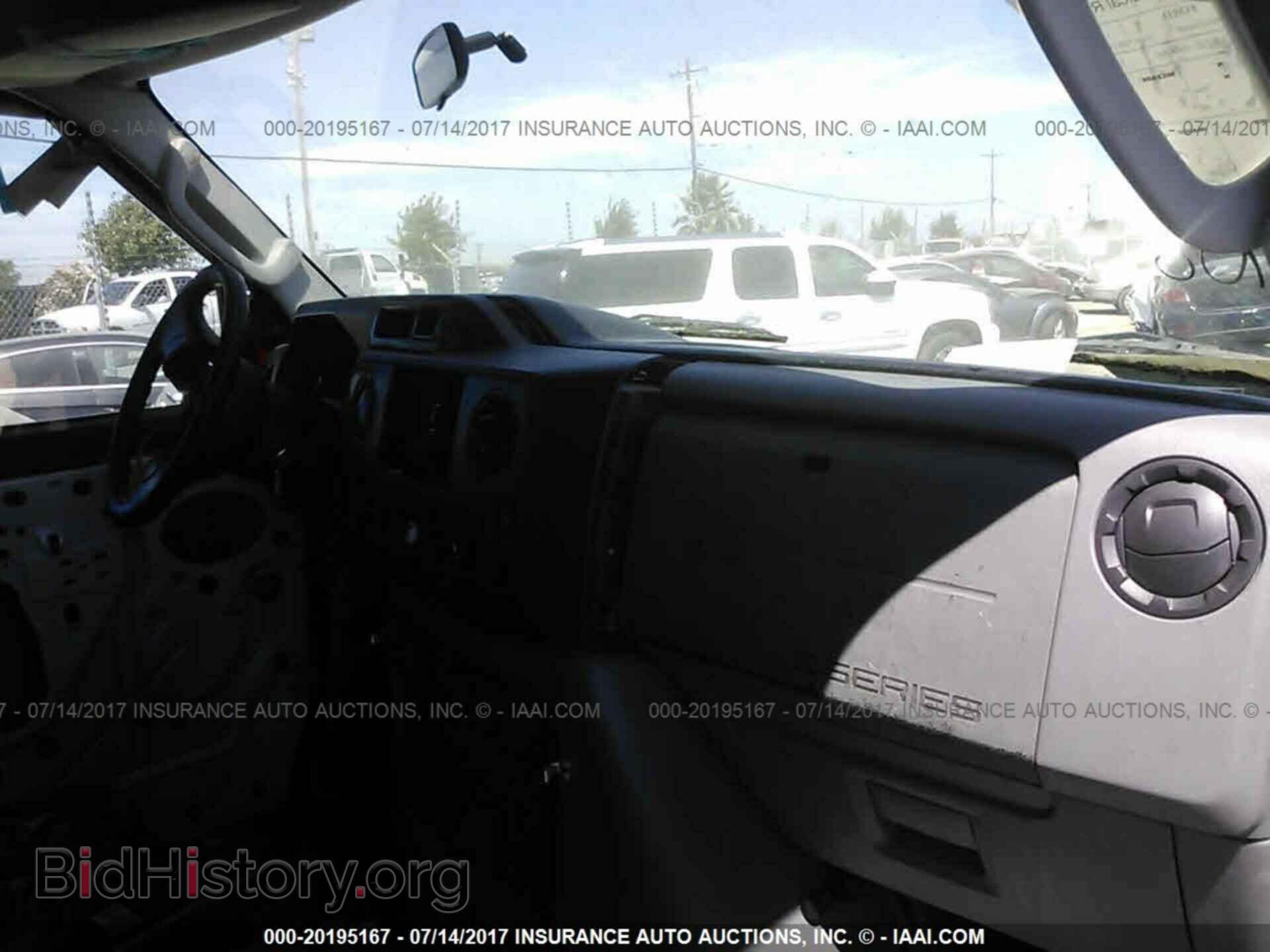 2011 Ford Econoline - VIN: 1FDWE3FS7BDA94648 - Photo 5