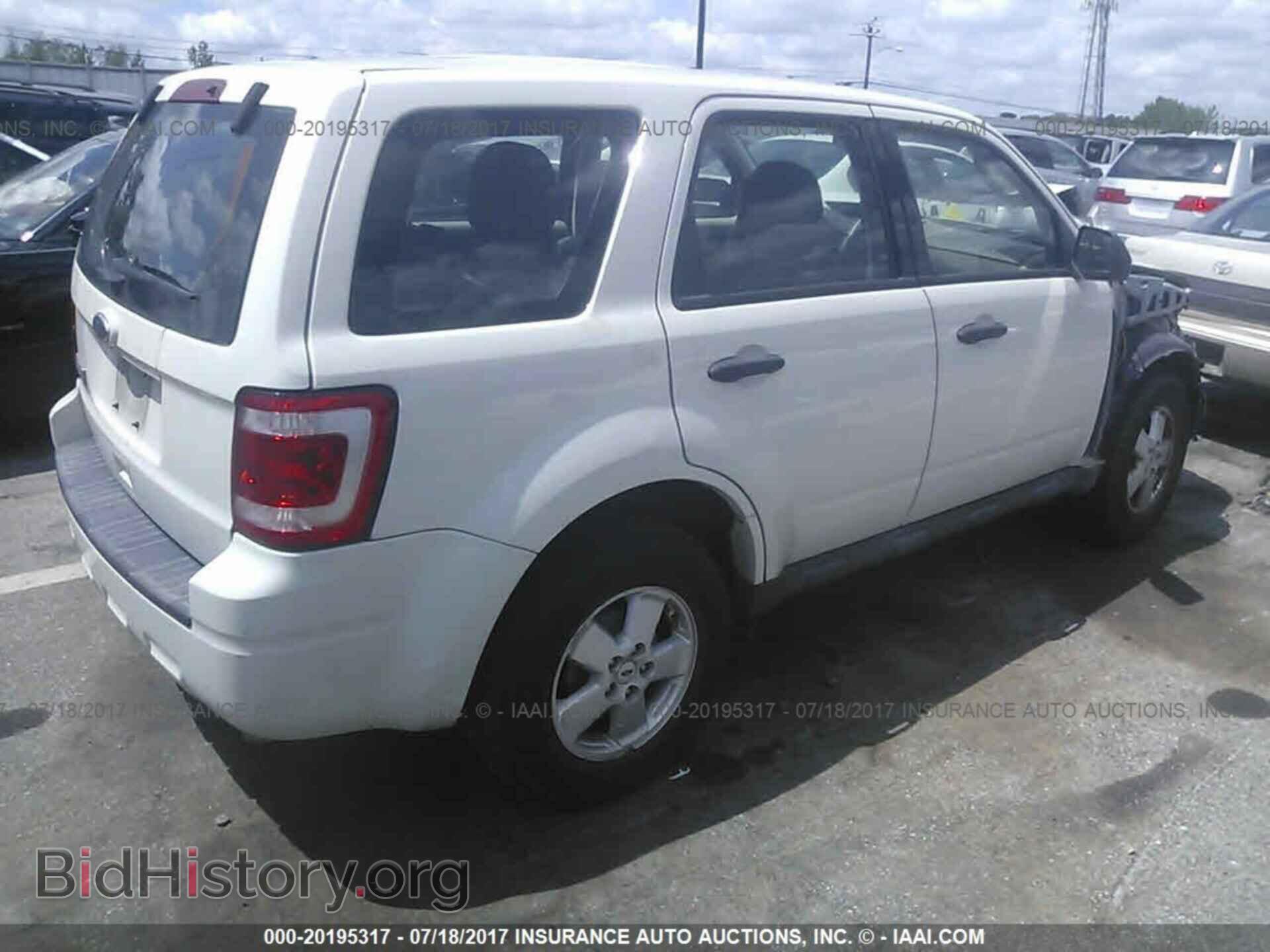 2012 Ford Escape - VIN: 1FMCU0C77CKA15397 - Photo 4