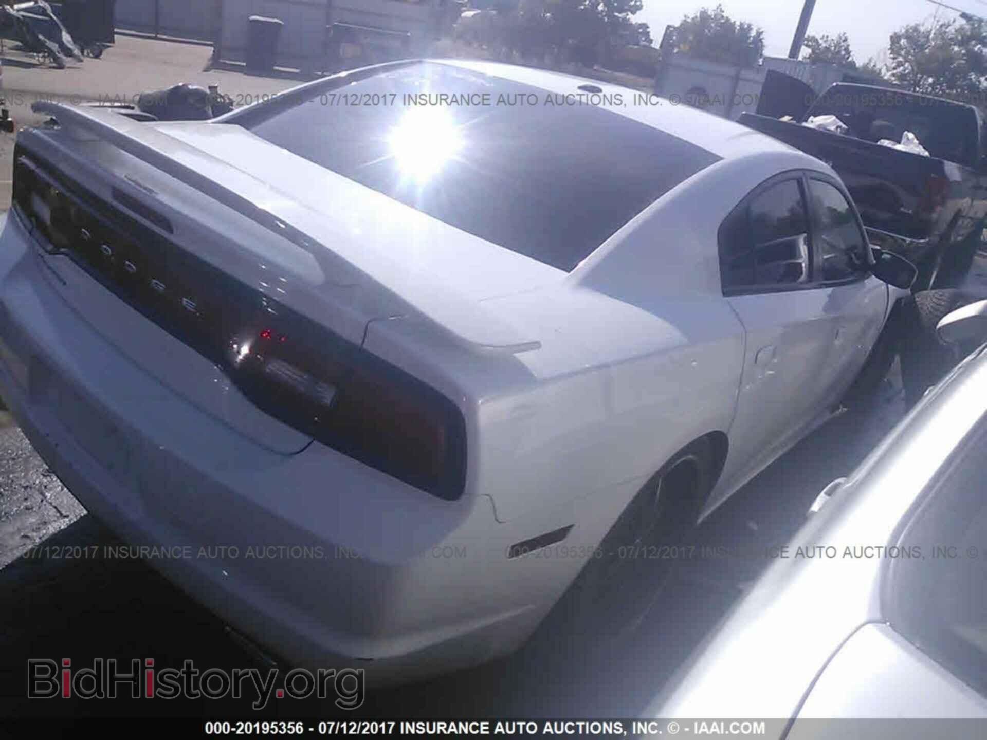 2012 Dodge Charger - VIN: 2C3CDXBG2CH211936 - Photo 4