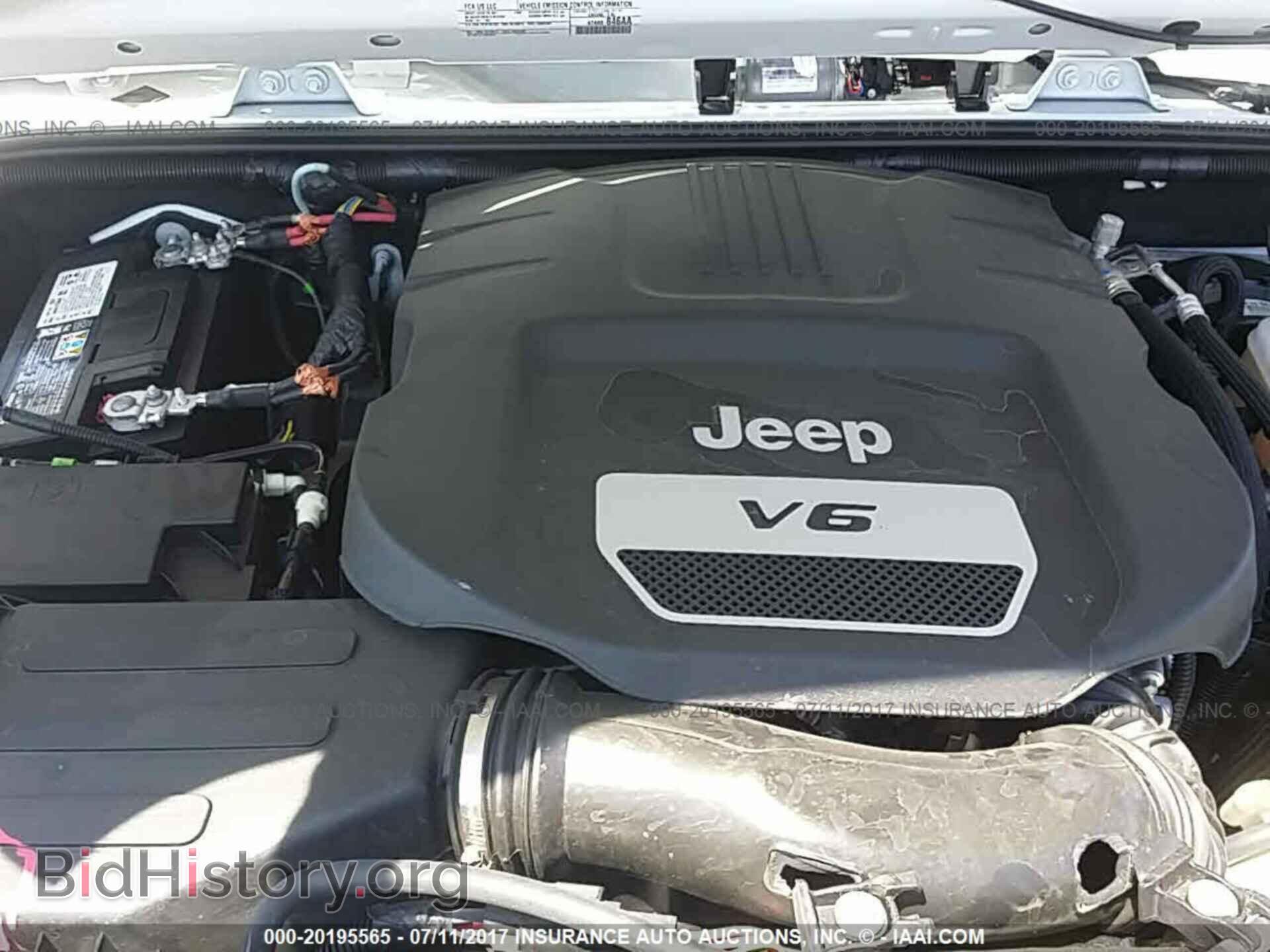 2017 Jeep Wrangler - VIN: 1C4BJWDG3HL663721 - Фото 10