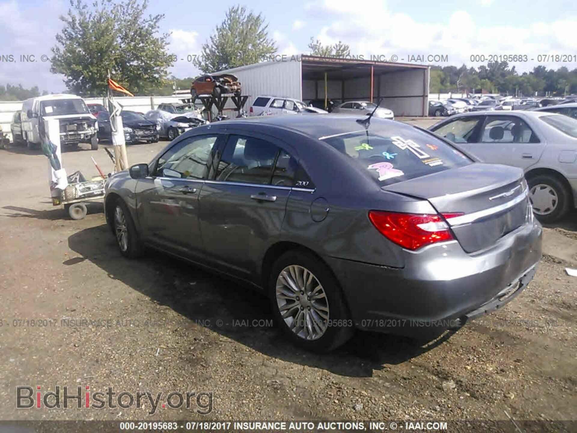 2012 Chrysler 200 - VIN: 1C3CCBAB7CN152336 - Фото 3