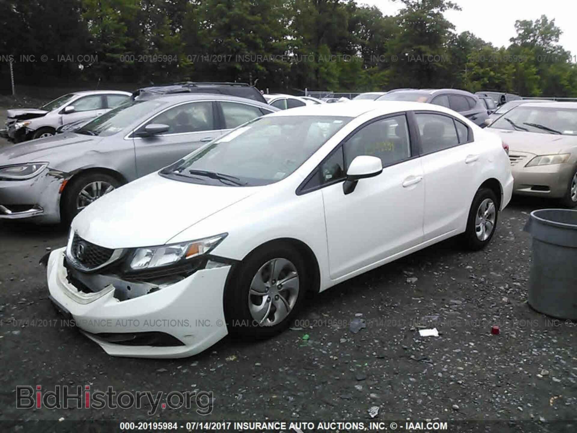 2013 Honda Civic - VIN: 2HGFB2F5XDH512578 - Photo 2