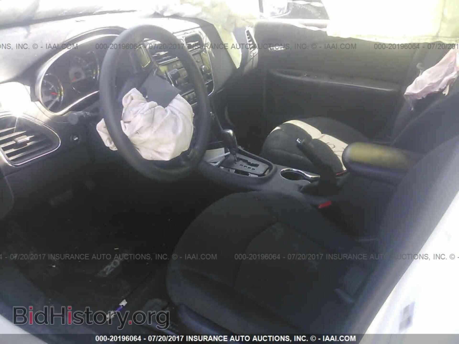 2011 Chrysler 200 - VIN: 1C3BC4FB5BN558534 - Photo 5