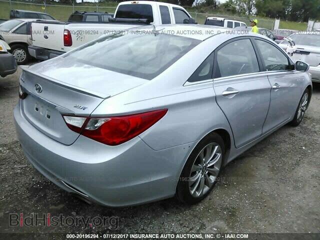 2012 Hyundai Sonata - VIN: 5NPEC4AB9CH412896 - Photo 4