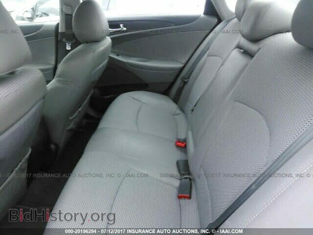 2012 Hyundai Sonata - VIN: 5NPEC4AB9CH412896 - Photo 8