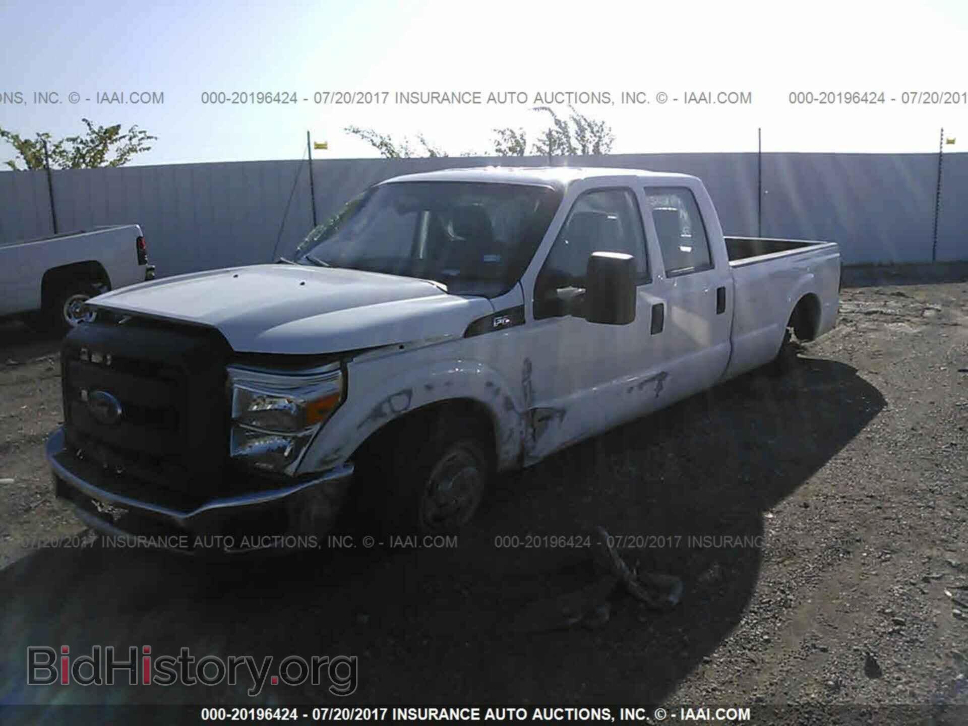 2014 Ford F250 - VIN: 1FT7W2A6XEEB24881 - Фото 2