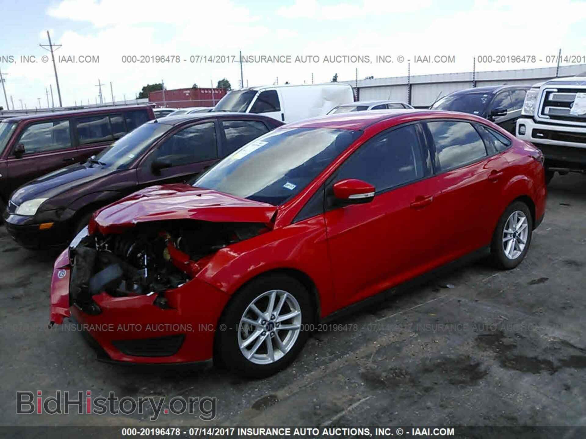 2015 Ford Focus - VIN: 1FADP3F23FL205753 - Фото 2
