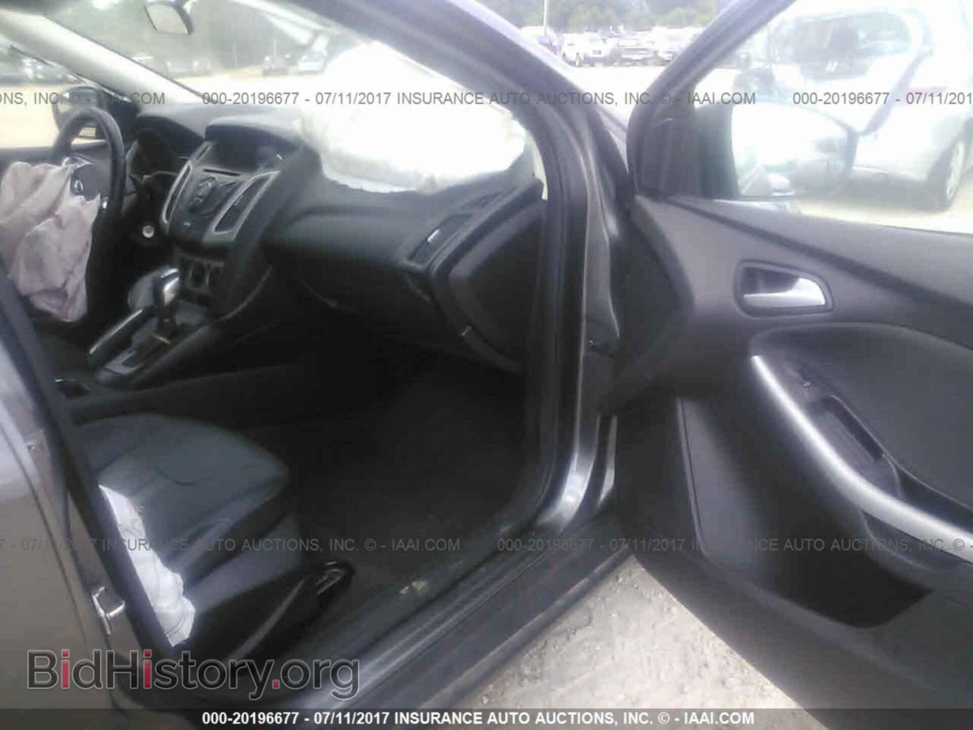 2013 Ford Focus - VIN: 1FADP3F2XDL246202 - Photo 5
