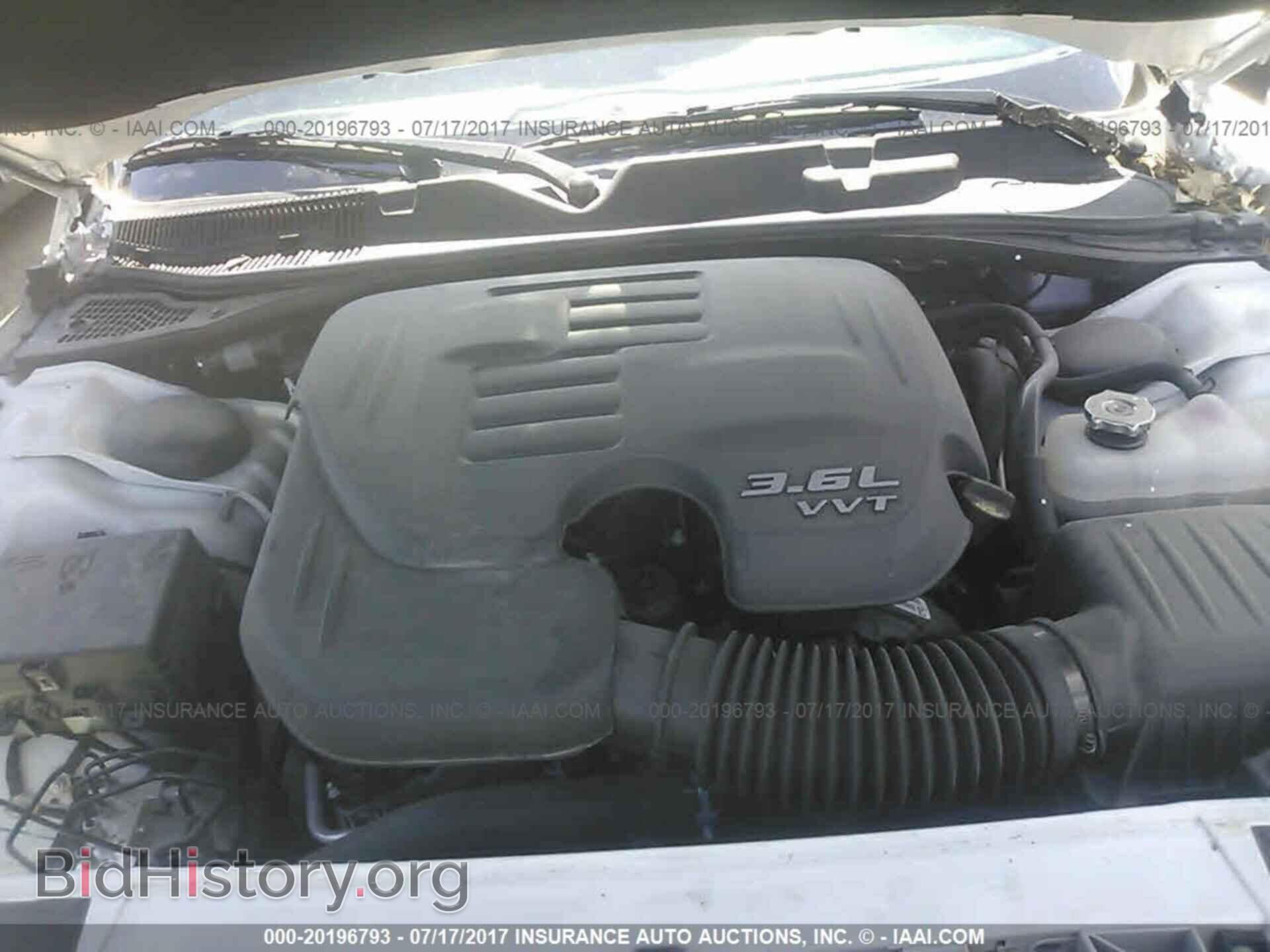 2016 Dodge Challenger - VIN: 2C3CDZAGXGH264869 - Photo 10