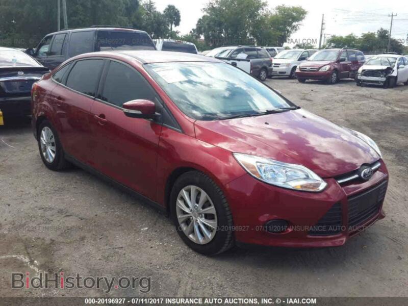 2014 Ford FOCUS (VIN 1FADP3F20EL180499) — photo 1 of 10, IAAI, damage: left rear