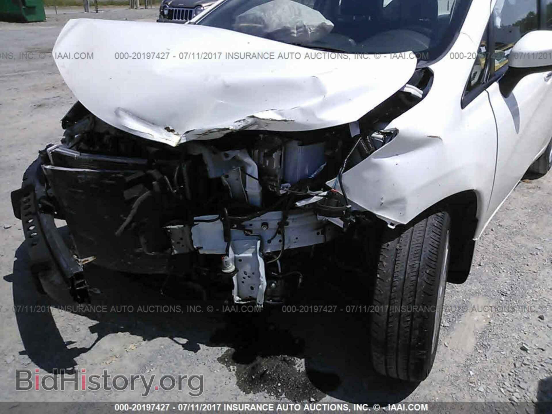2015 Nissan Versa note - VIN: 3N1CE2CP4FL353665 - Photo 6