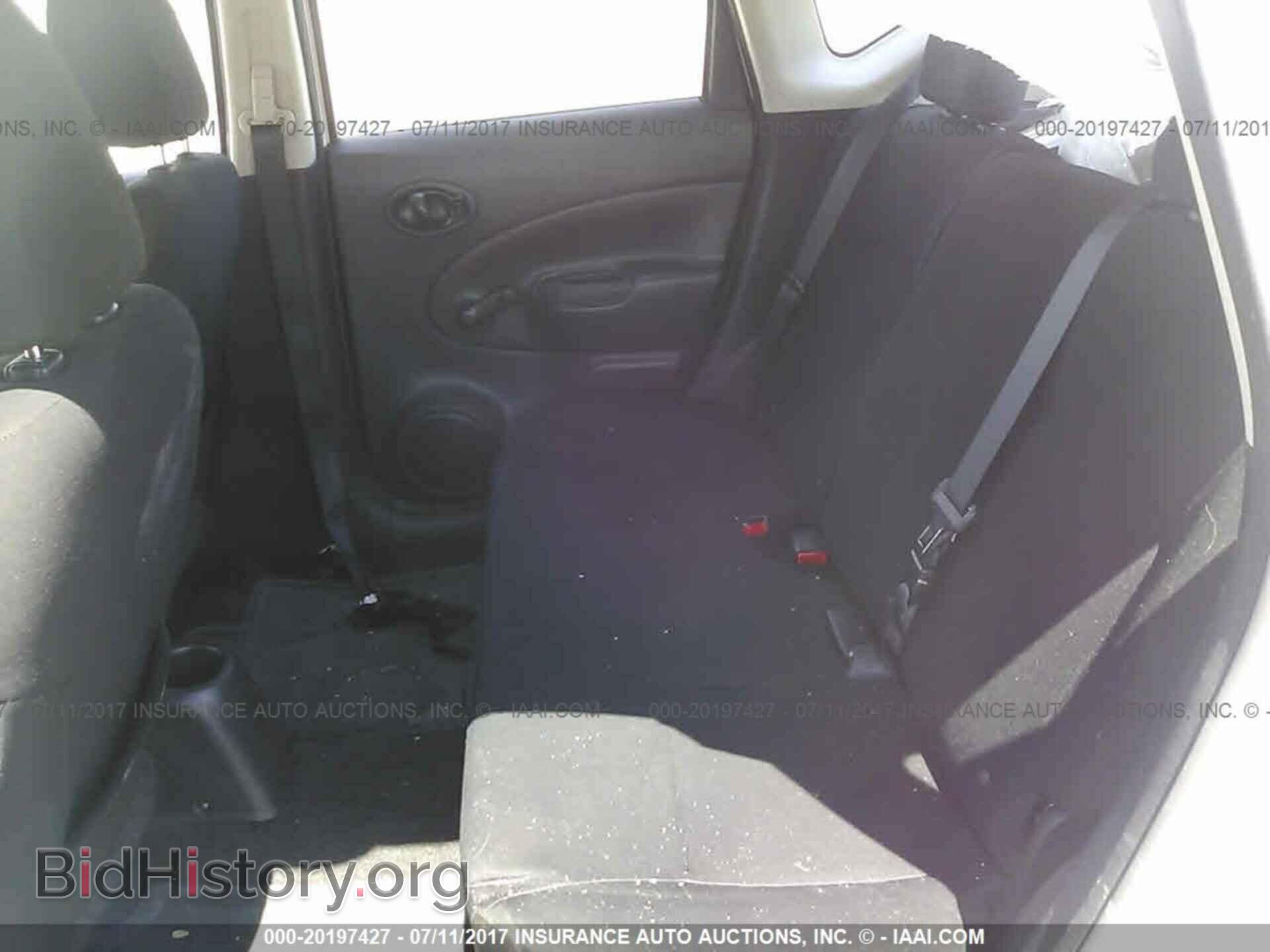 2015 Nissan Versa note - VIN: 3N1CE2CP4FL353665 - Photo 8
