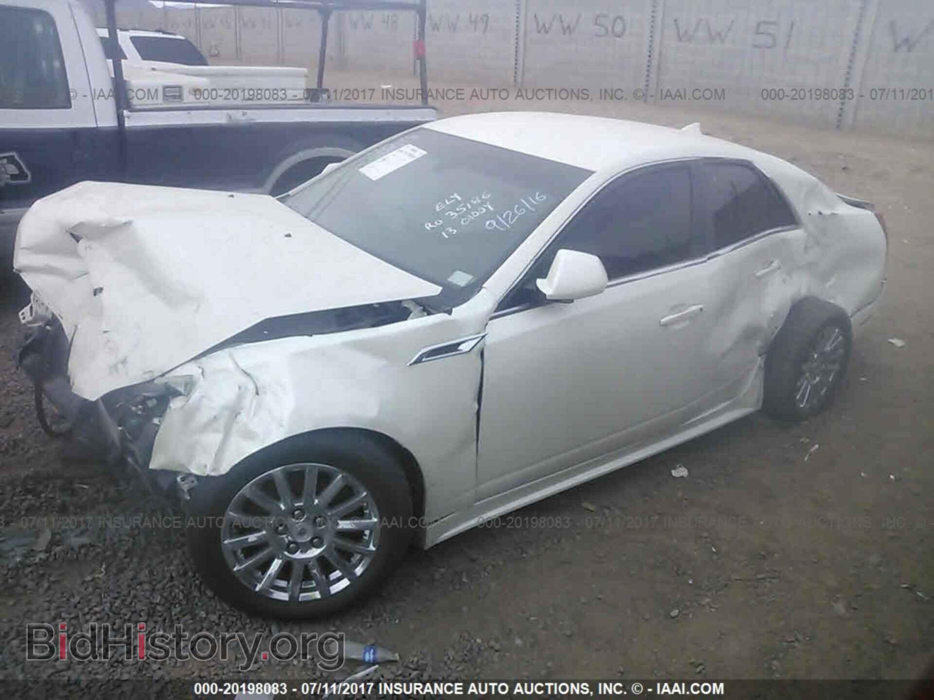 2013 Cadillac Cts - VIN: 1G6DF5E53D0128548 - Photo 2
