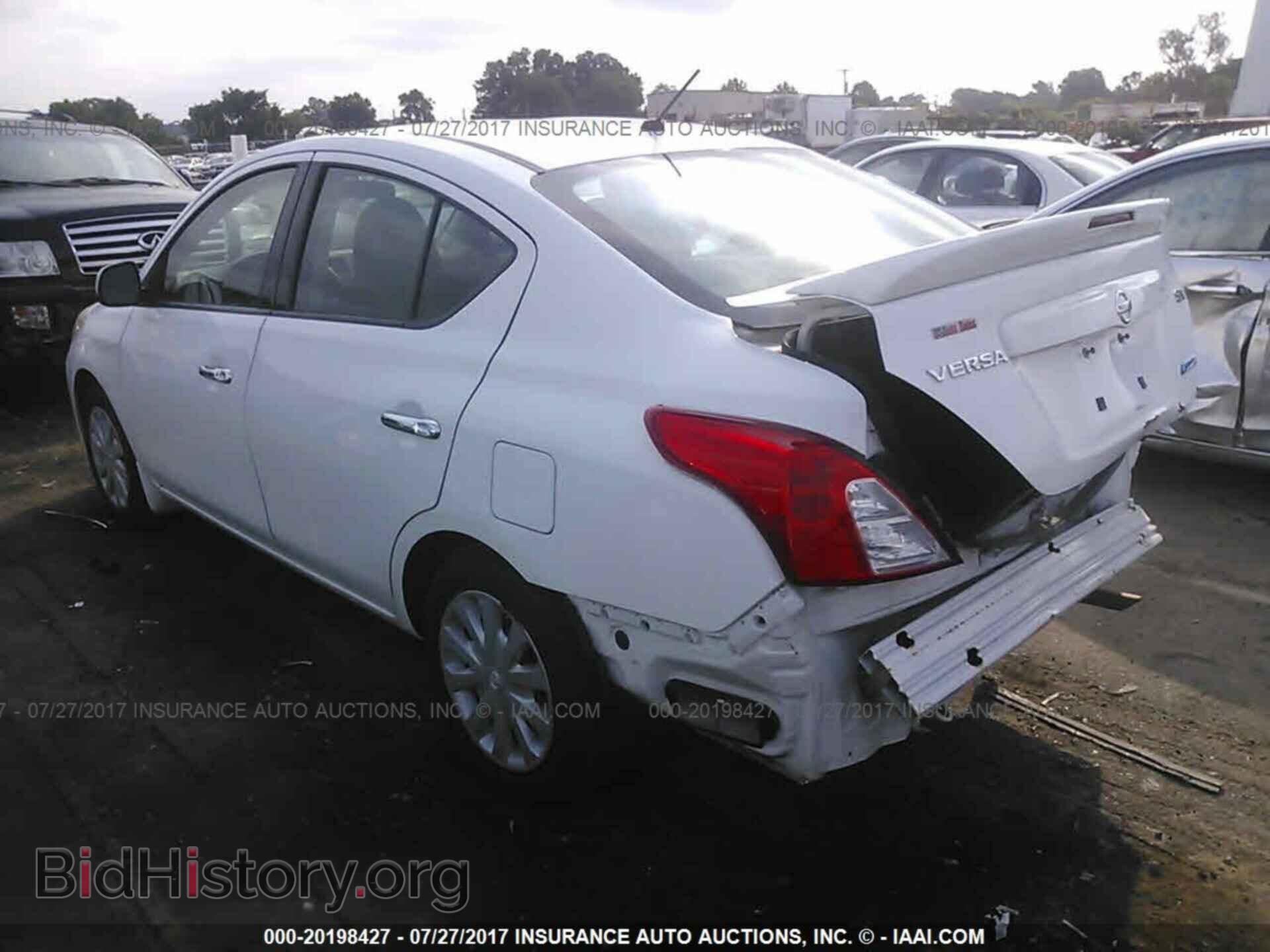 2014 Nissan Versa - VIN: 3N1CN7AP6EL826206 - Фото 3