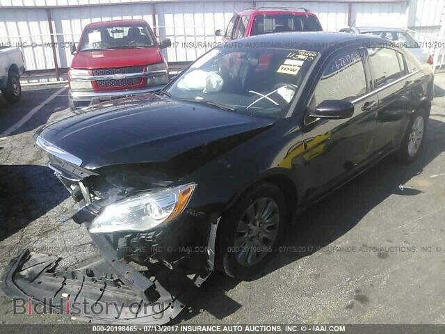 2014 Chrysler 200 - VIN: 1C3CCBAB7EN142747 - Photo 2