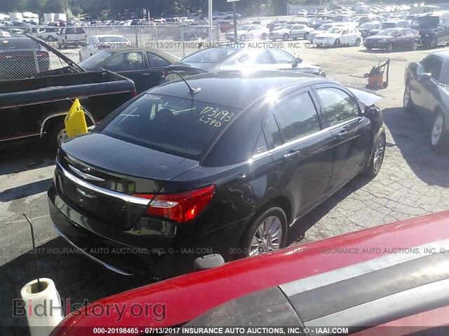 2014 Chrysler 200 - VIN: 1C3CCBAB7EN142747 - Photo 4