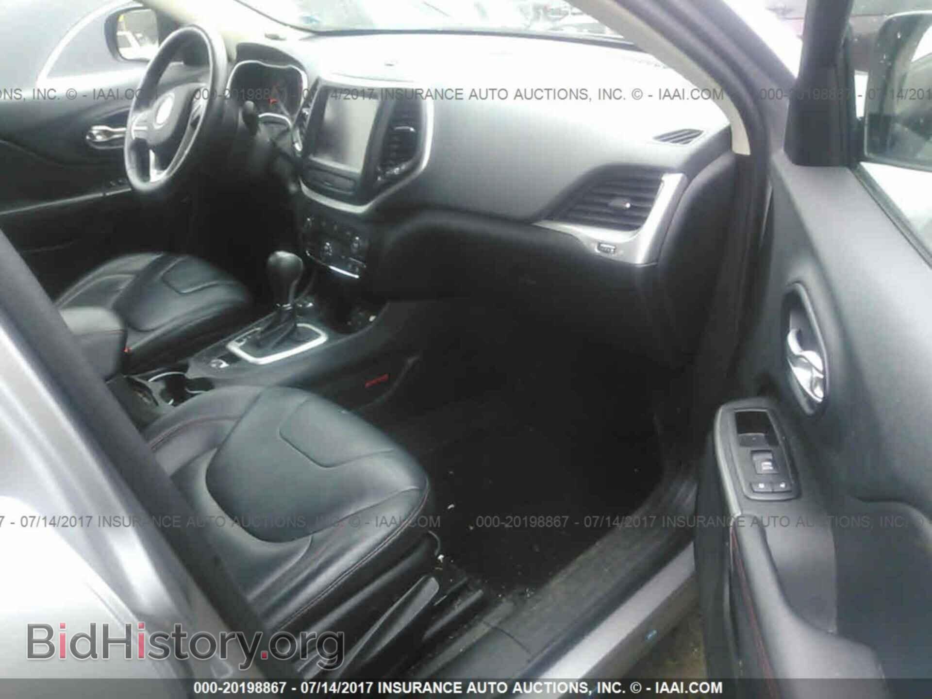 2014 Jeep Cherokee - VIN: 1C4PJMBS0EW197323 - Фото 5
