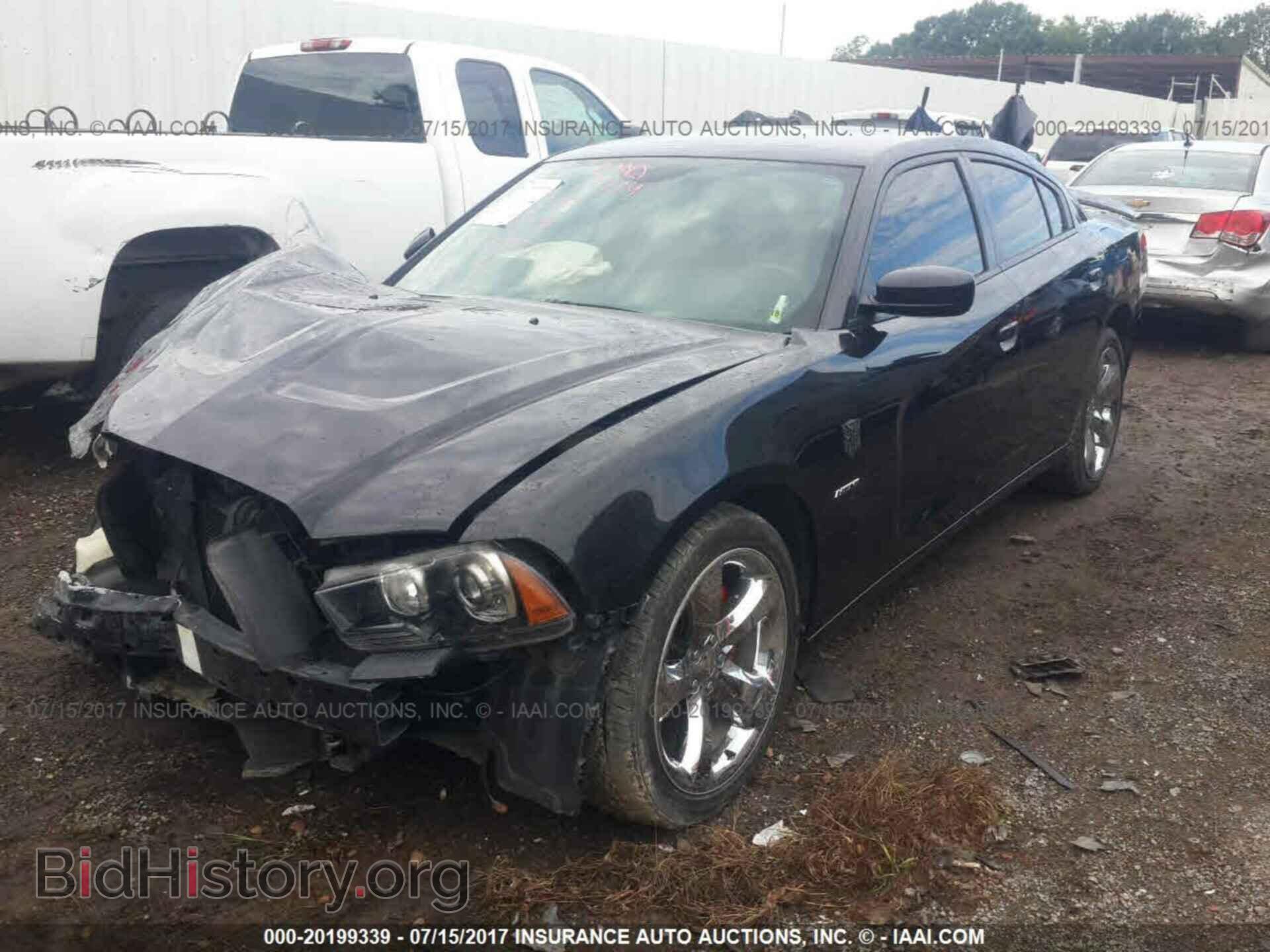 2013 Dodge Charger - VIN: 2C3CDXCT6DH730372 - Photo 2
