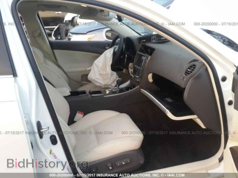 2012 Lexus IS (VIN JTHBE5C26C5030890) — фото 5 из 10