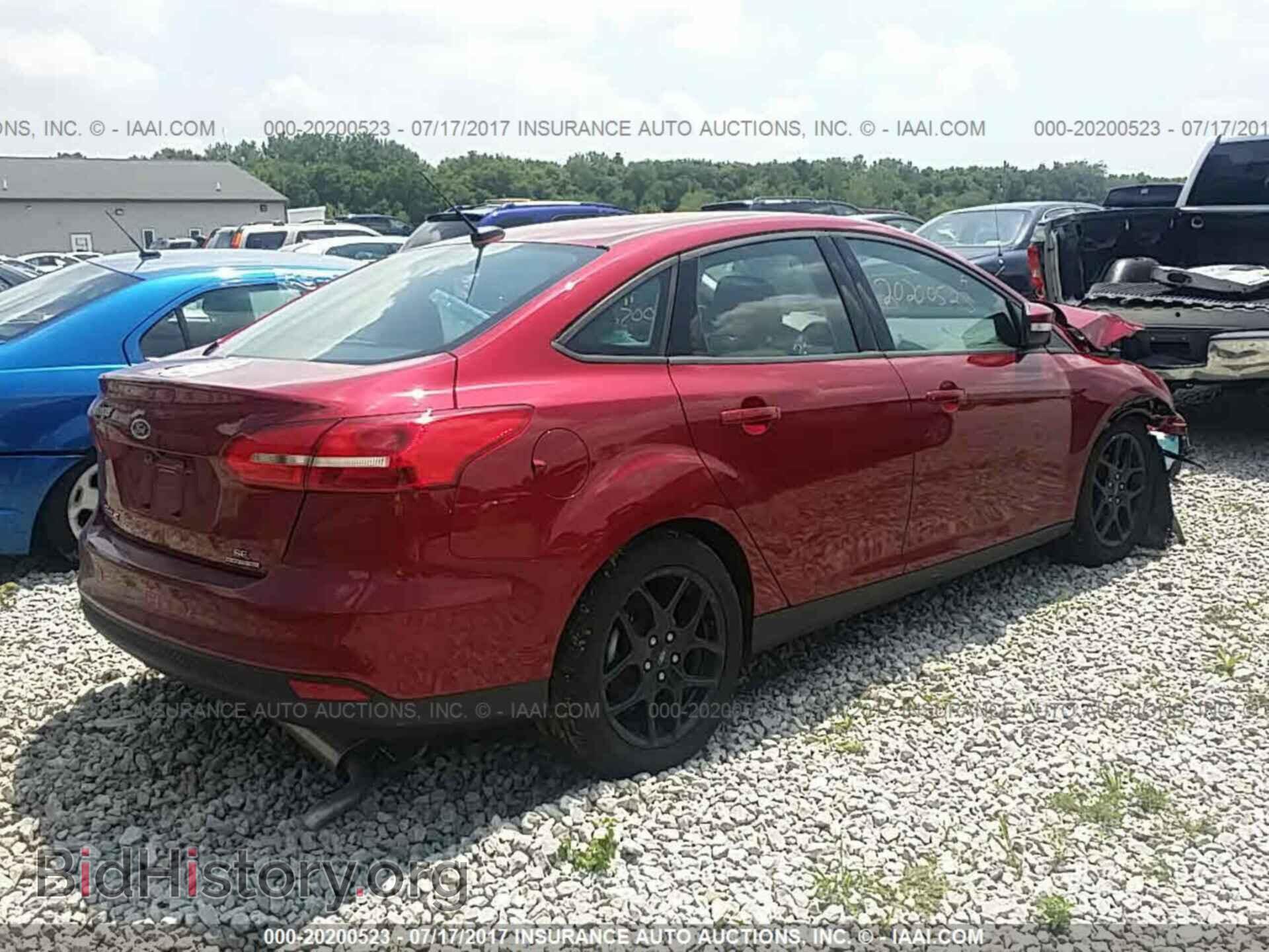 2016 Ford Focus - VIN: 1FADP3F21GL378138 - Фото 4