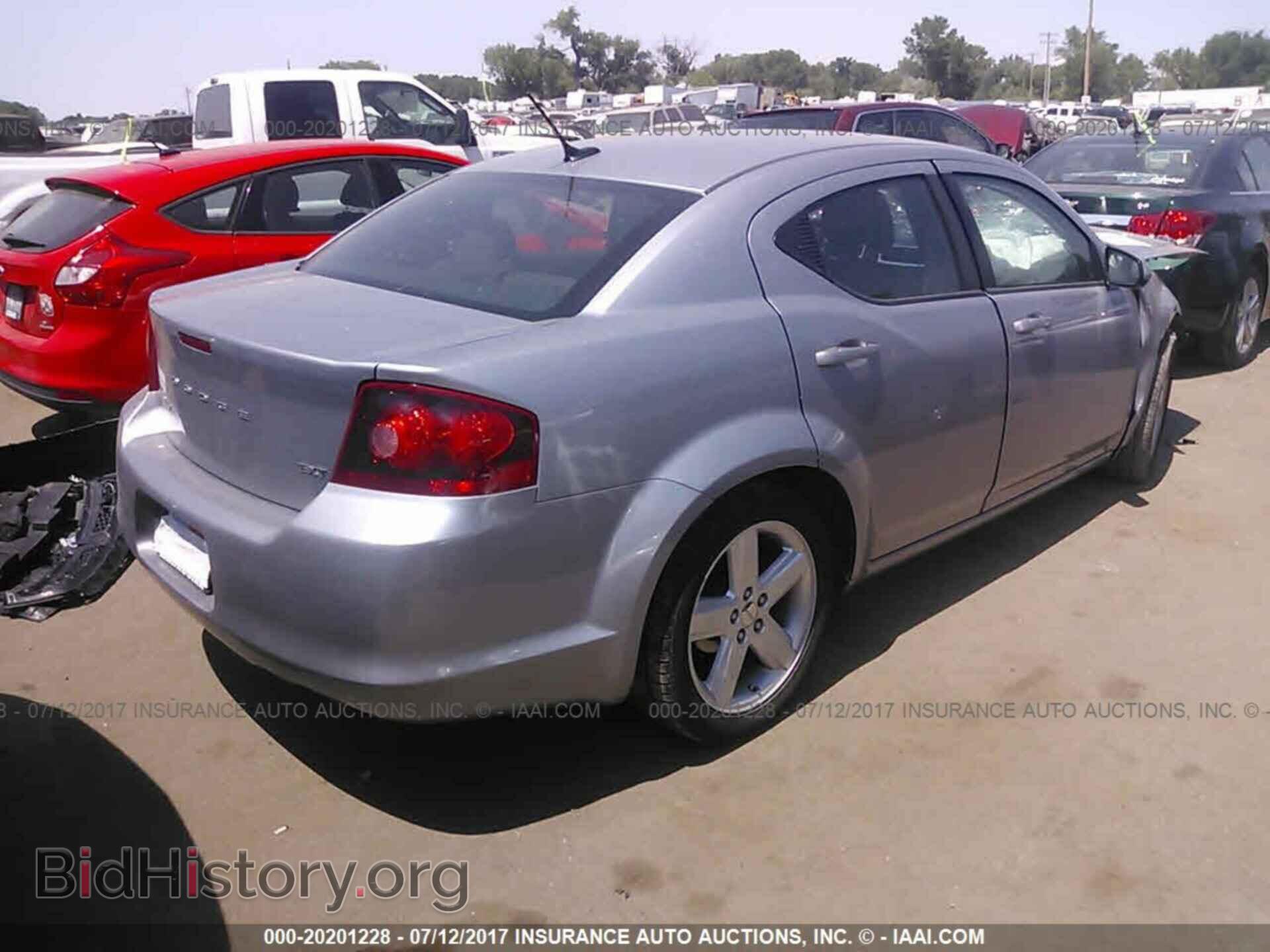 2013 Dodge Avenger - VIN: 1C3CDZCB3DN707982 - Photo 4